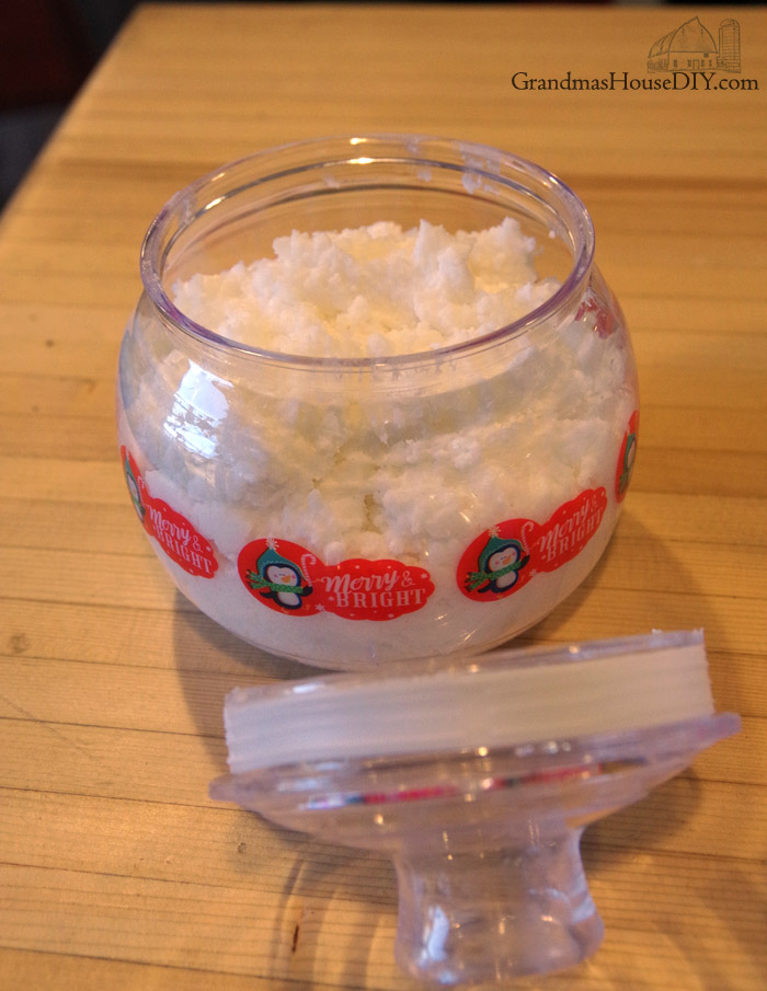 sugar-salt-body-scrub-recipe-homemade-gift.jpg