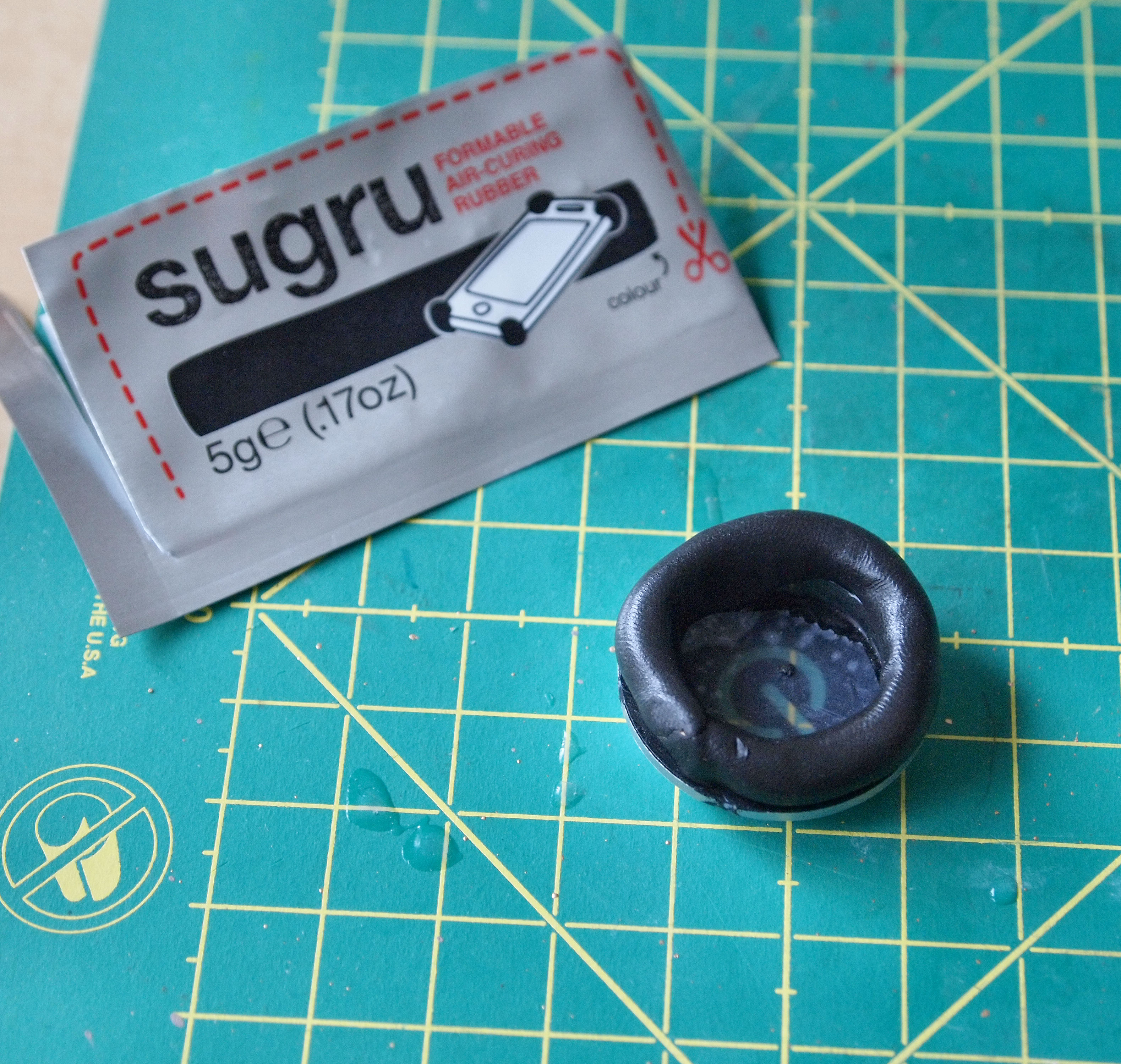 sugru.JPG