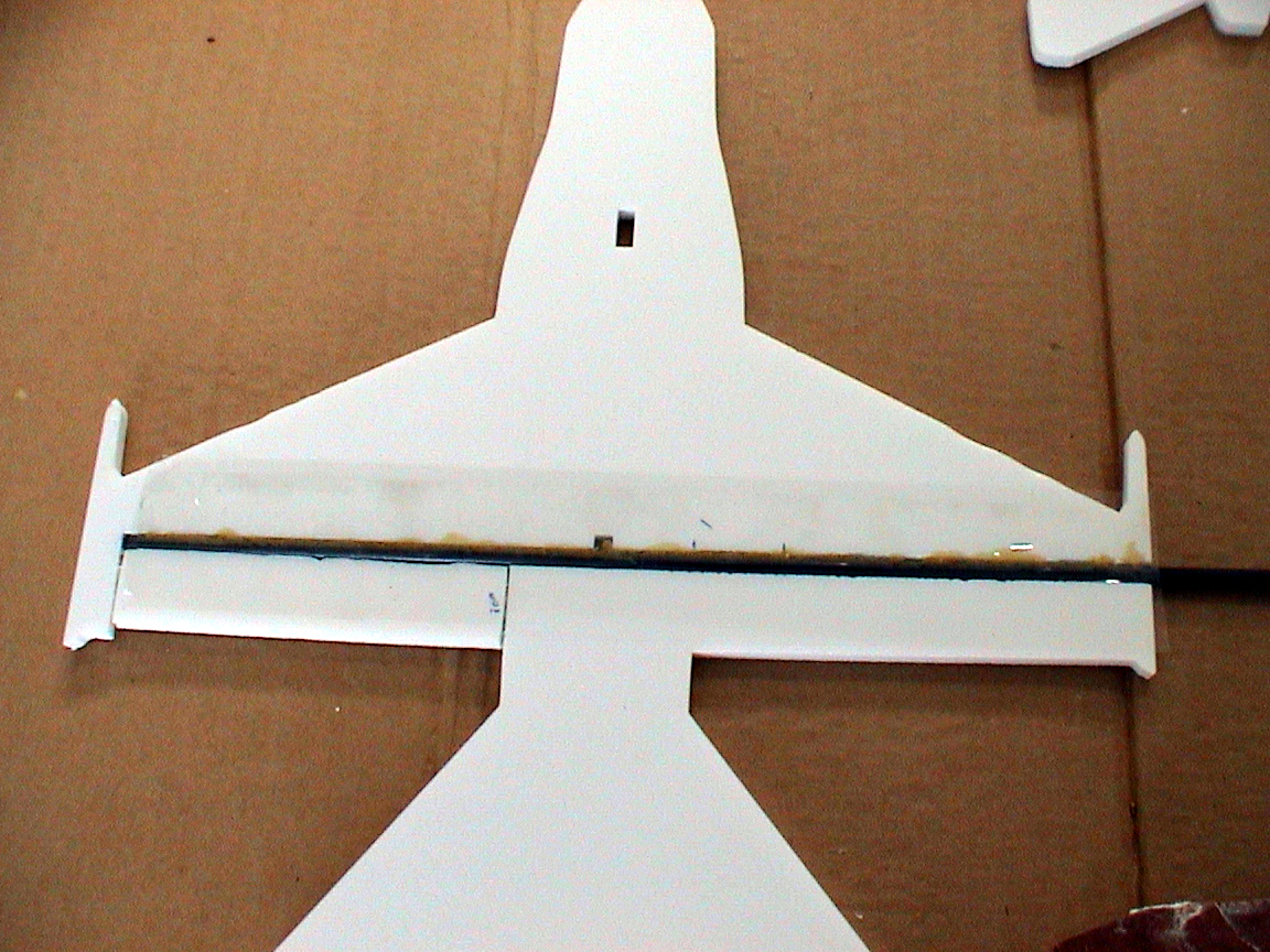 tapebody&amp;aileron.JPG