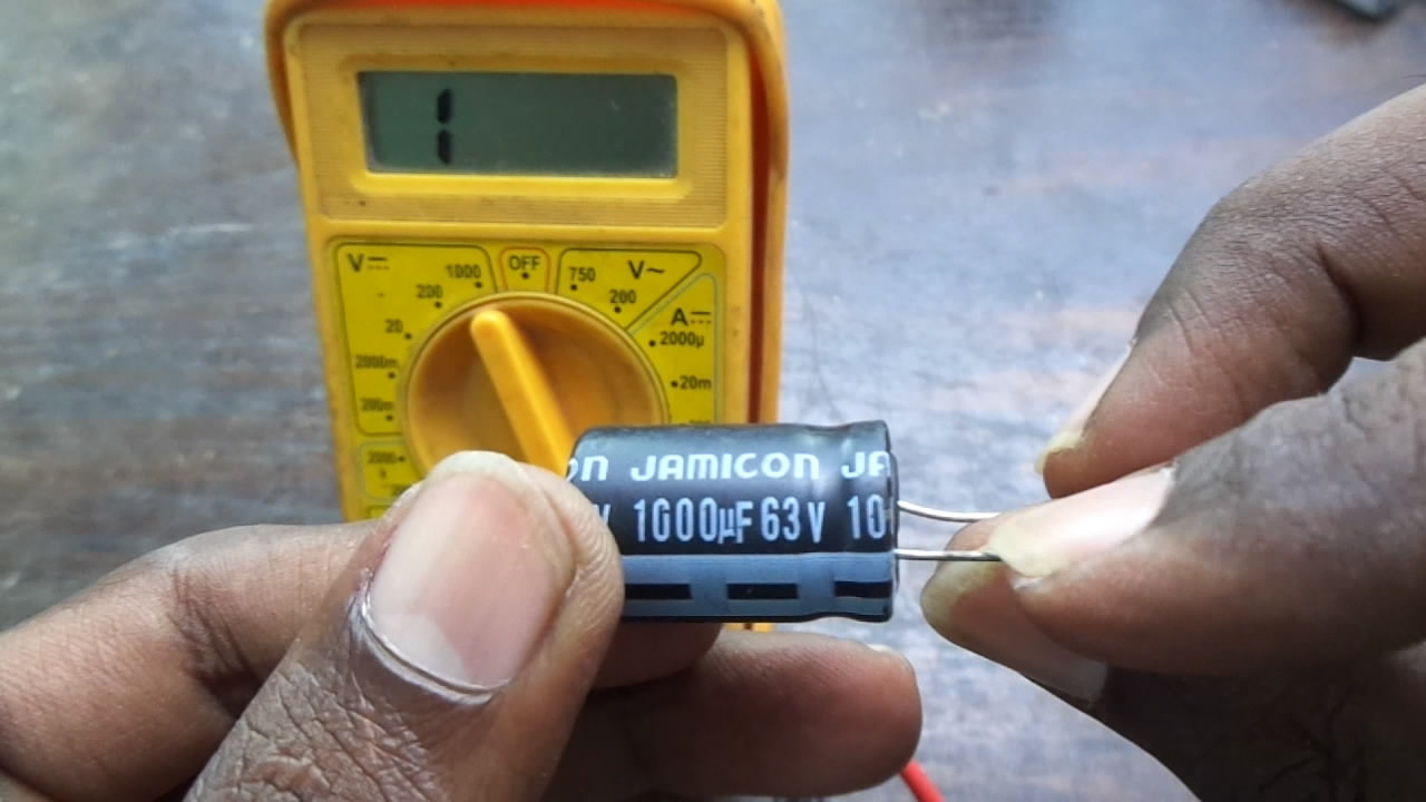 testing capacitor using multimeter.jpg