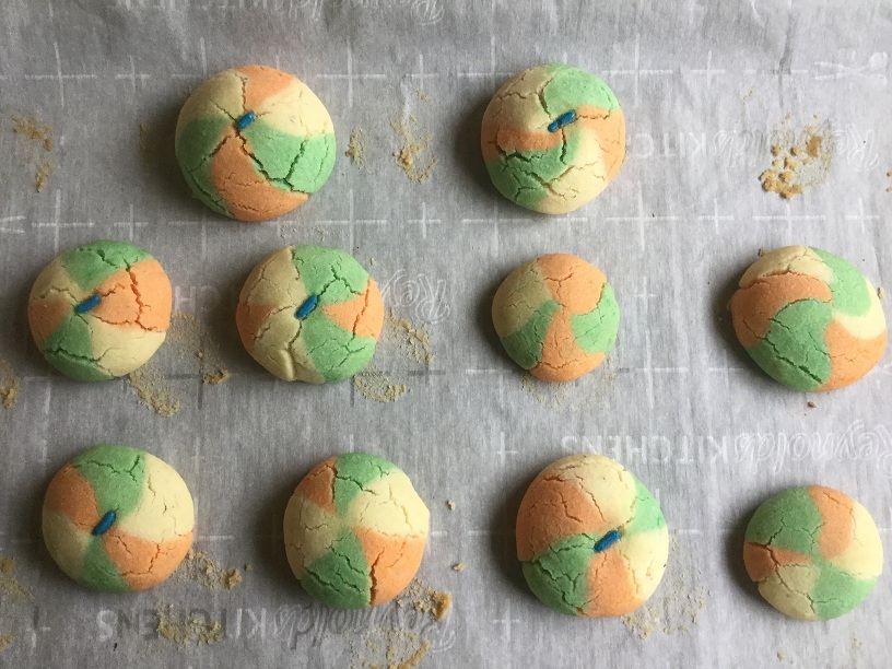 tricolor nankhatais baked.jpg