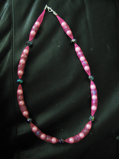 tubing-necklace7.jpg