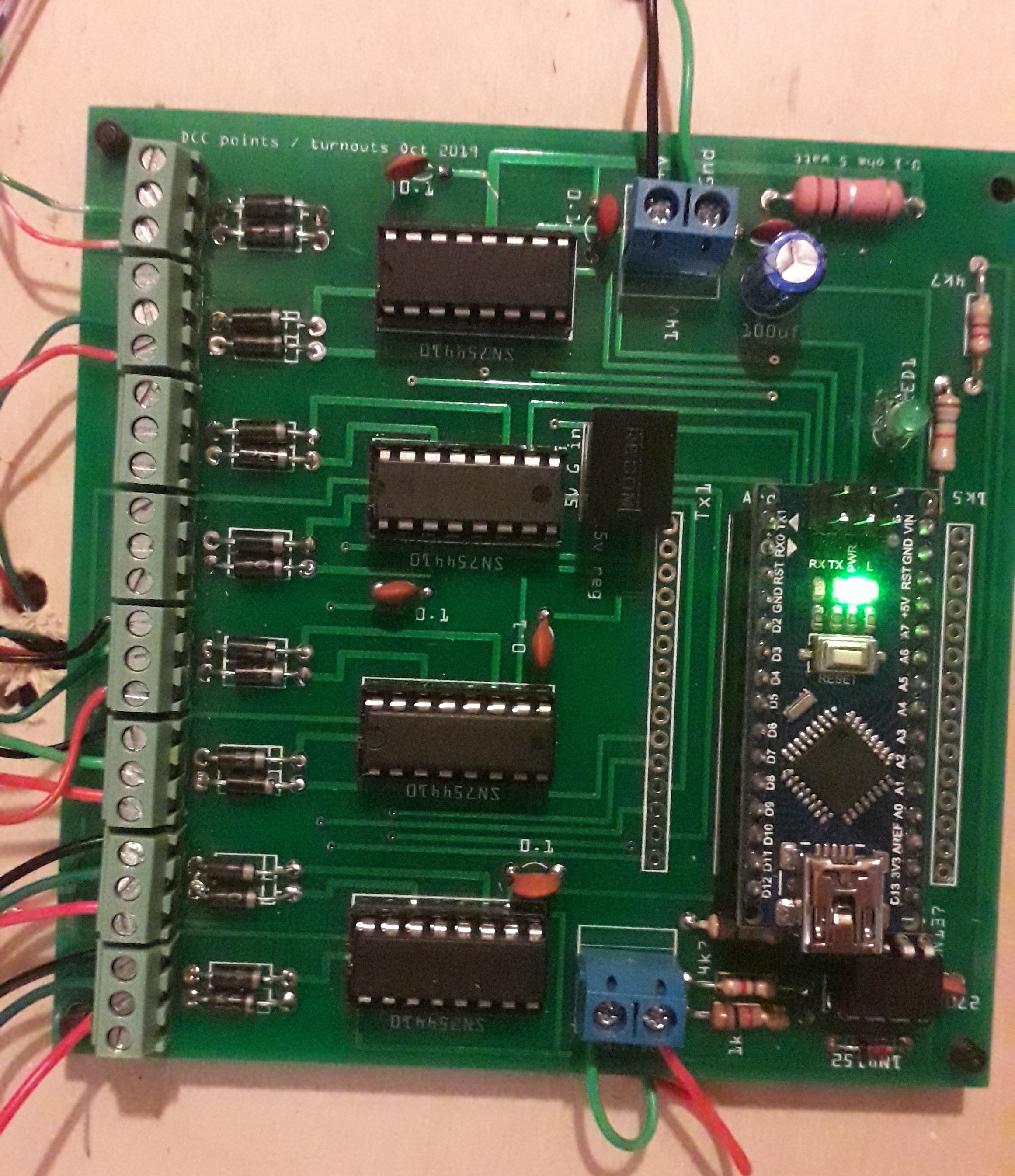 turnout_pcb_assembled.jpg