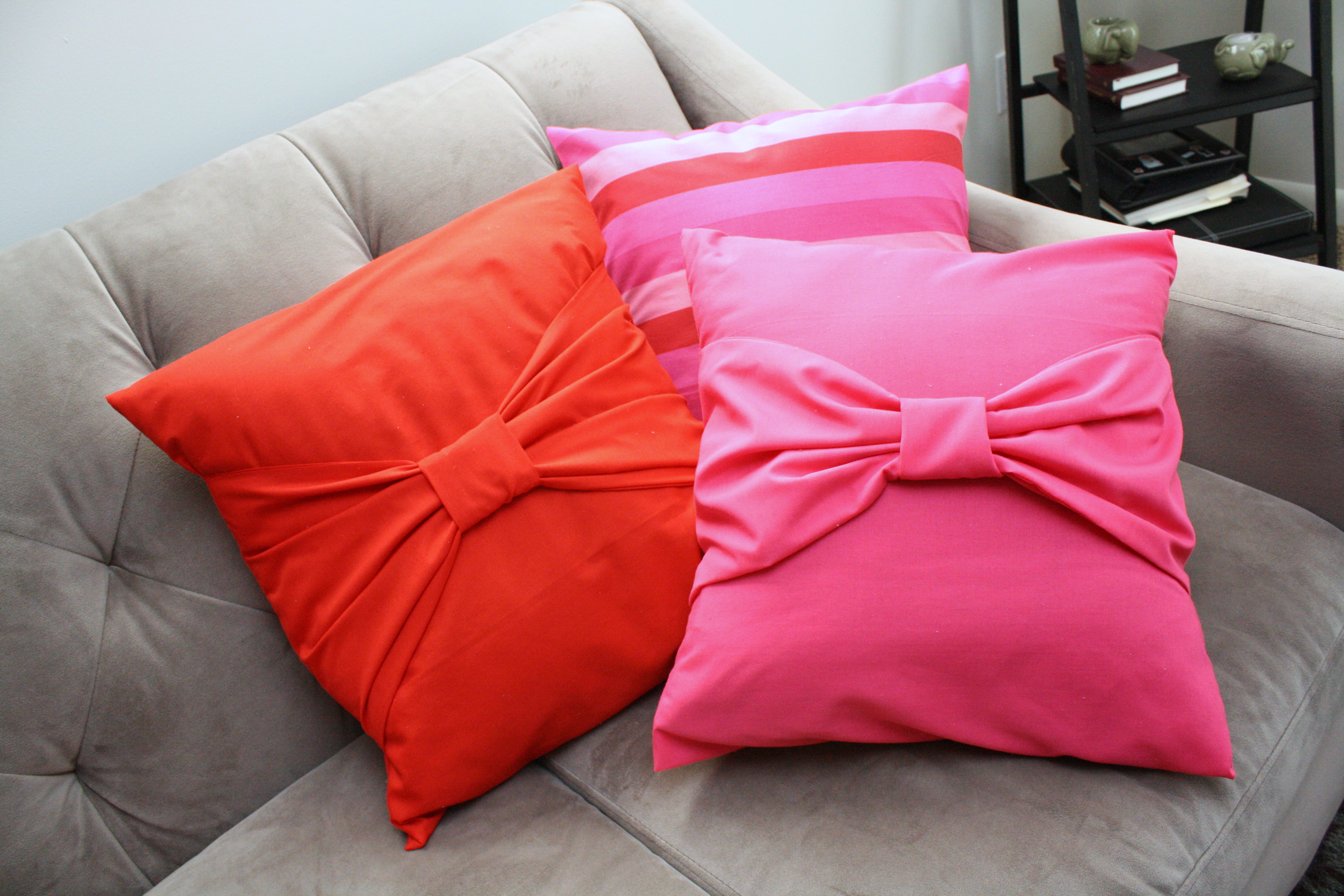 valentines pillows 2.JPG