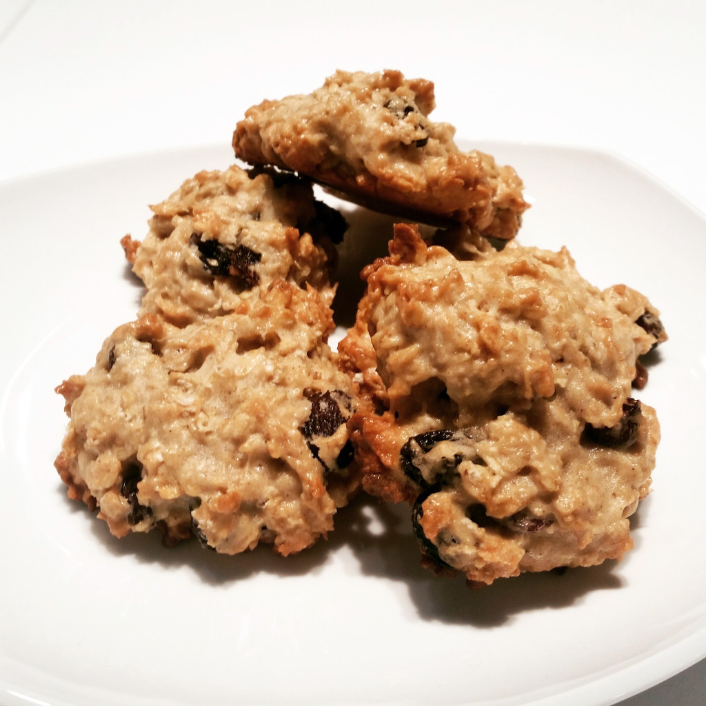 vegan-oatmeal-raisin-cookies-1024x1024.jpg