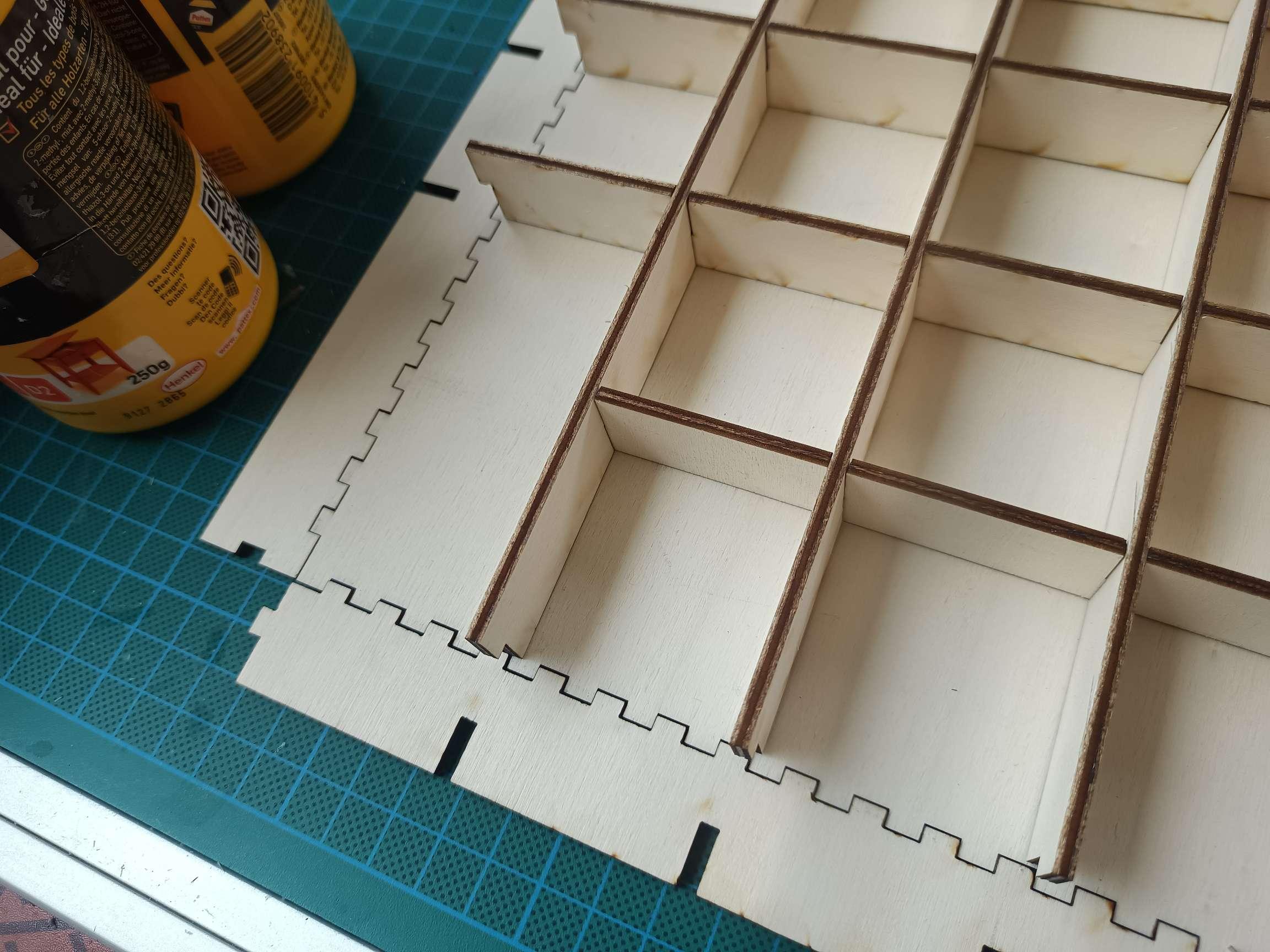 viking_chess_wood_box_dividers_assembly_test_before_gluing_1.jpg