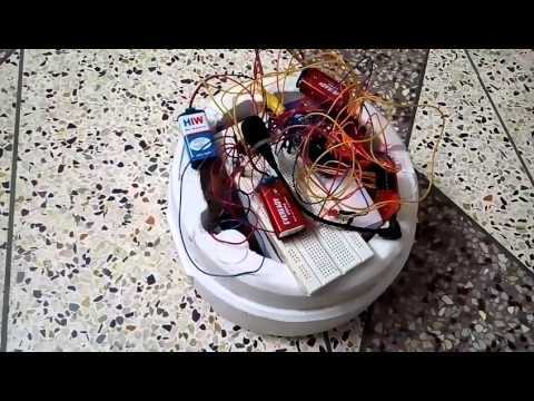 voice recognition robot by Praveen Chahal.[using arduino and vr3 module]