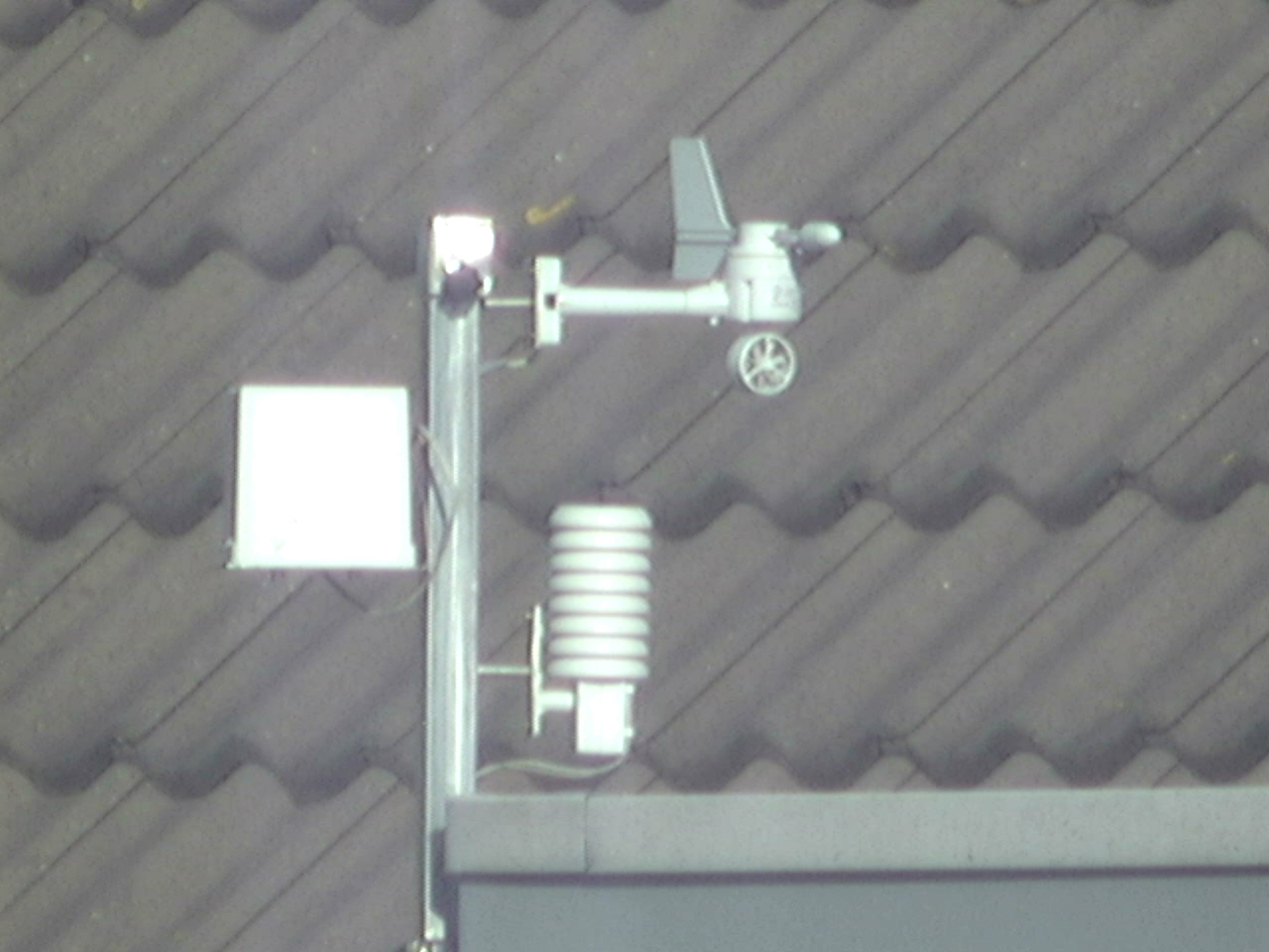 weatherstation210mm.jpg