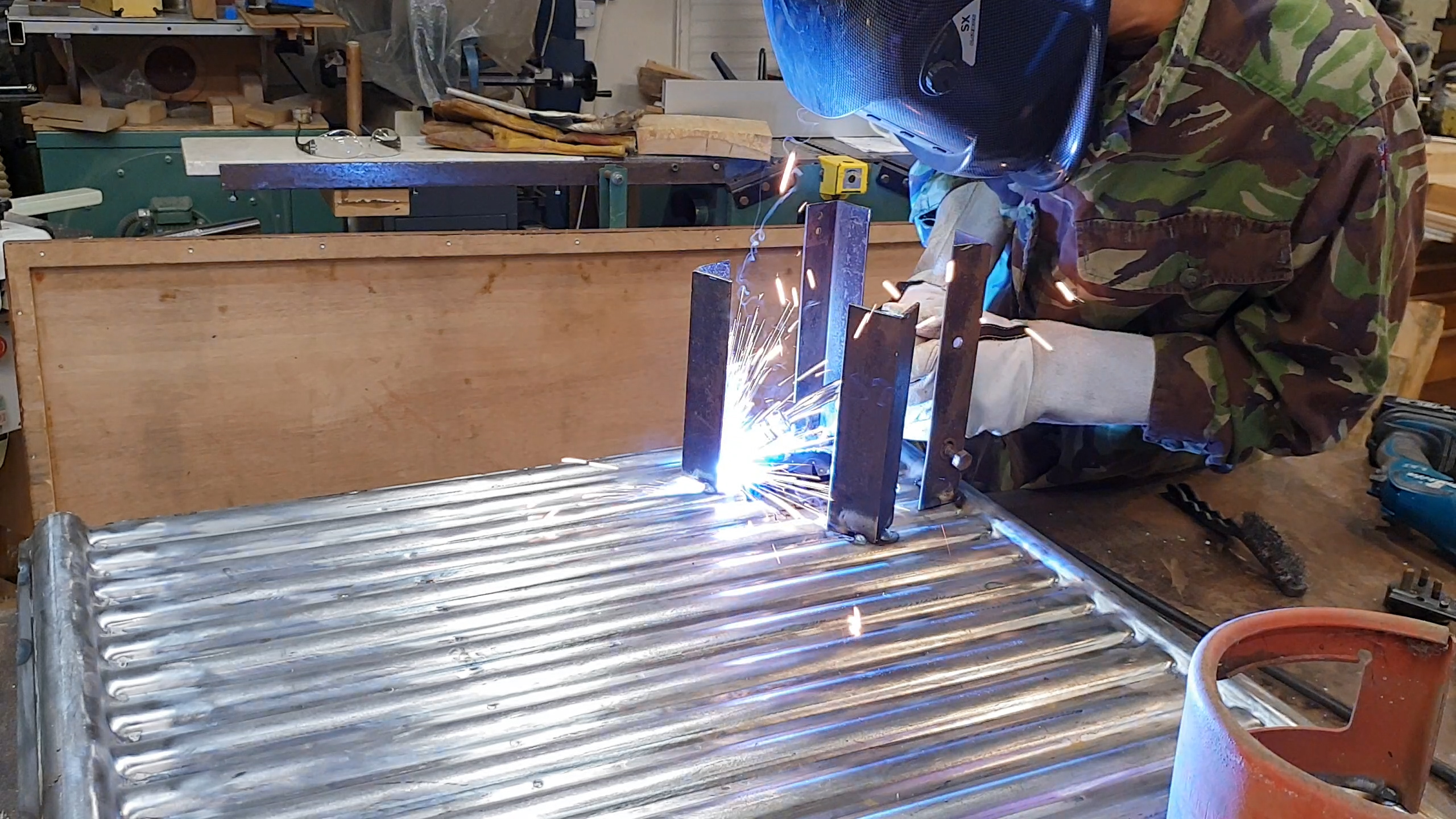 welding angle iron.jpg