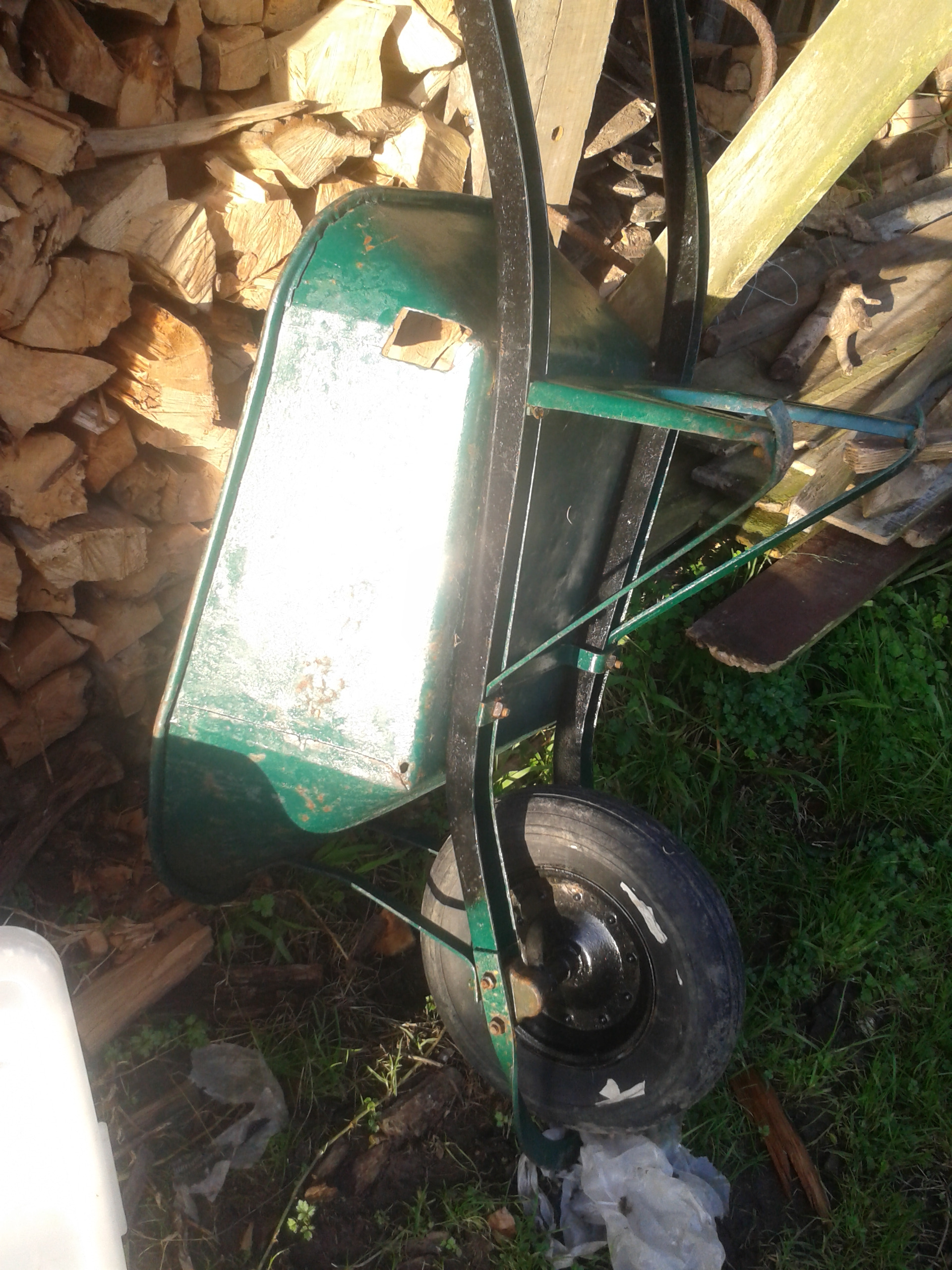 wheel barrow repair.jpg