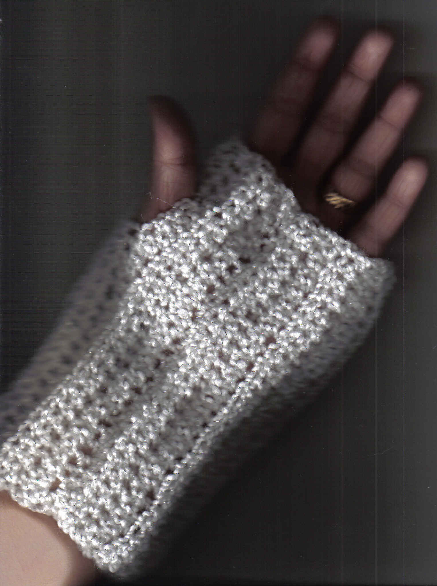 whitesilverglitterfingerlessmittens.jpg