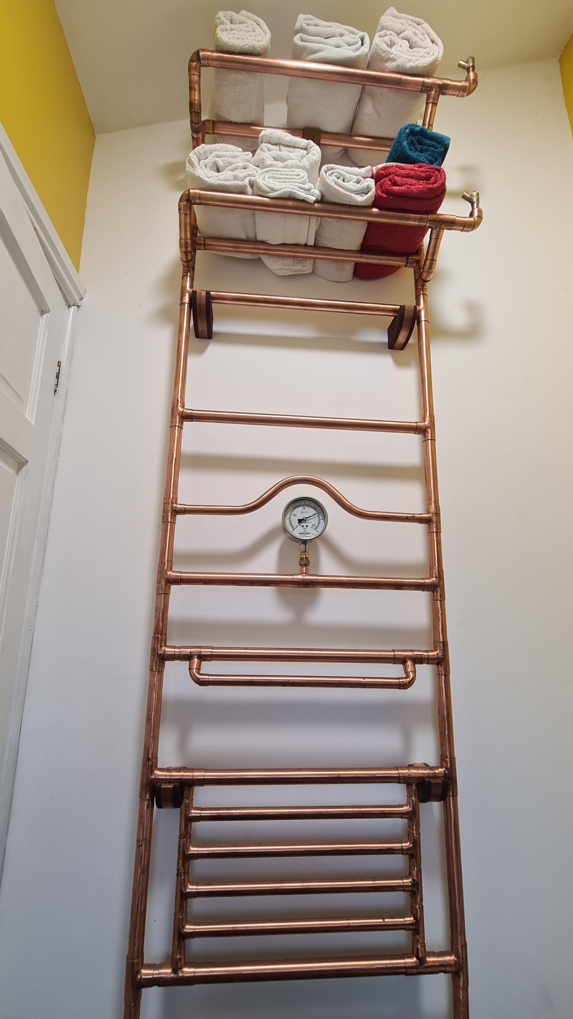 wide angle portrait towel rail.jpg