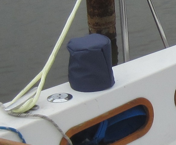 winch_and_pedestal_covers 002.JPG