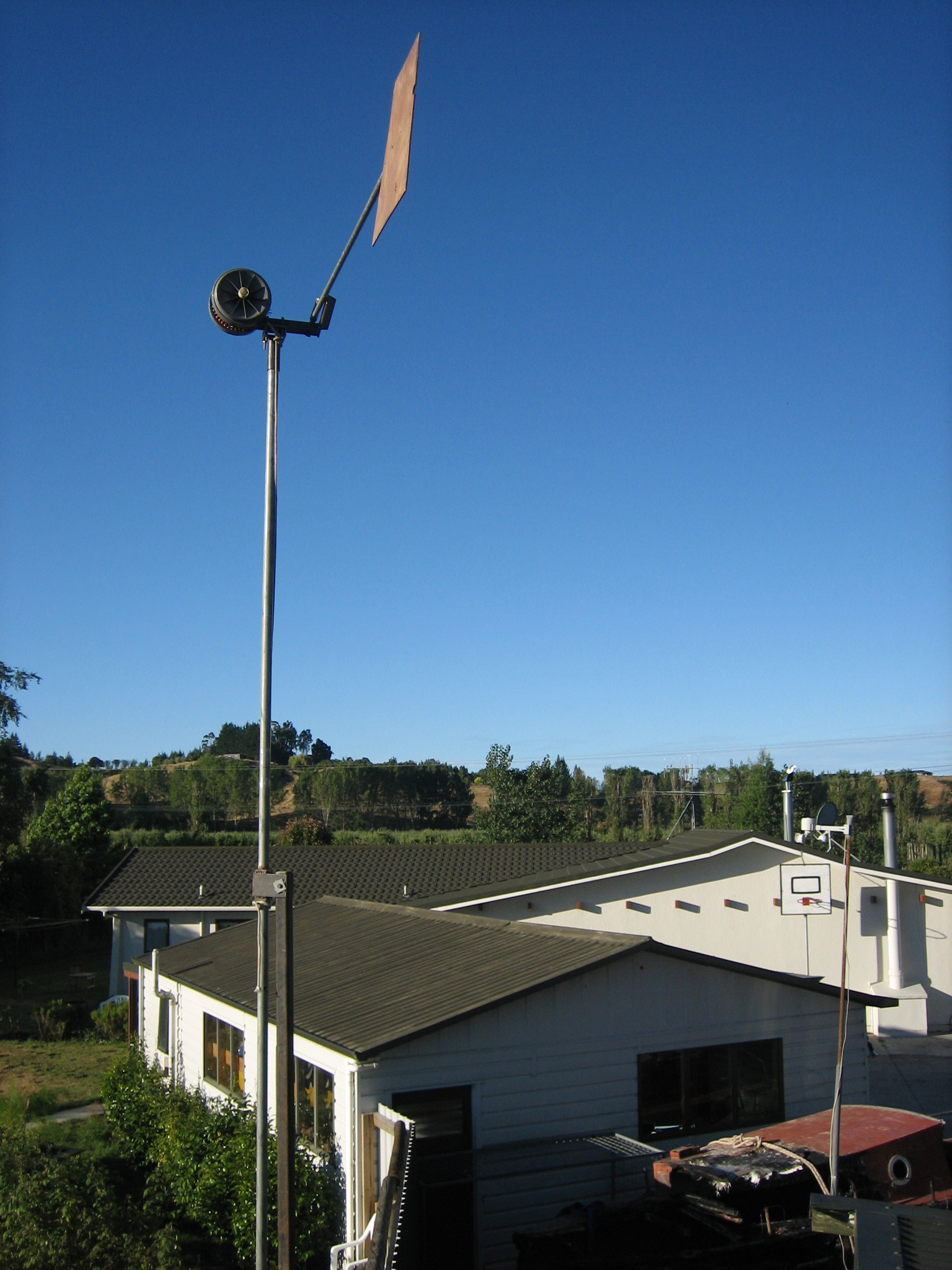 wind turbine 010.JPG