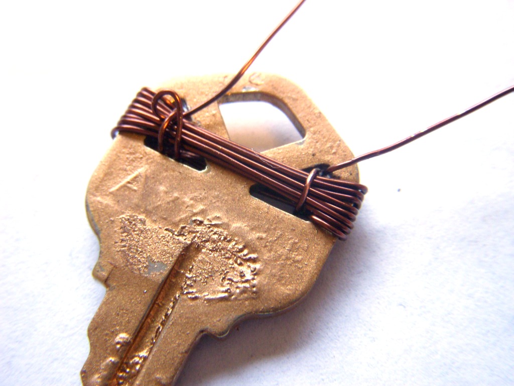 wire wrap key-2.JPG