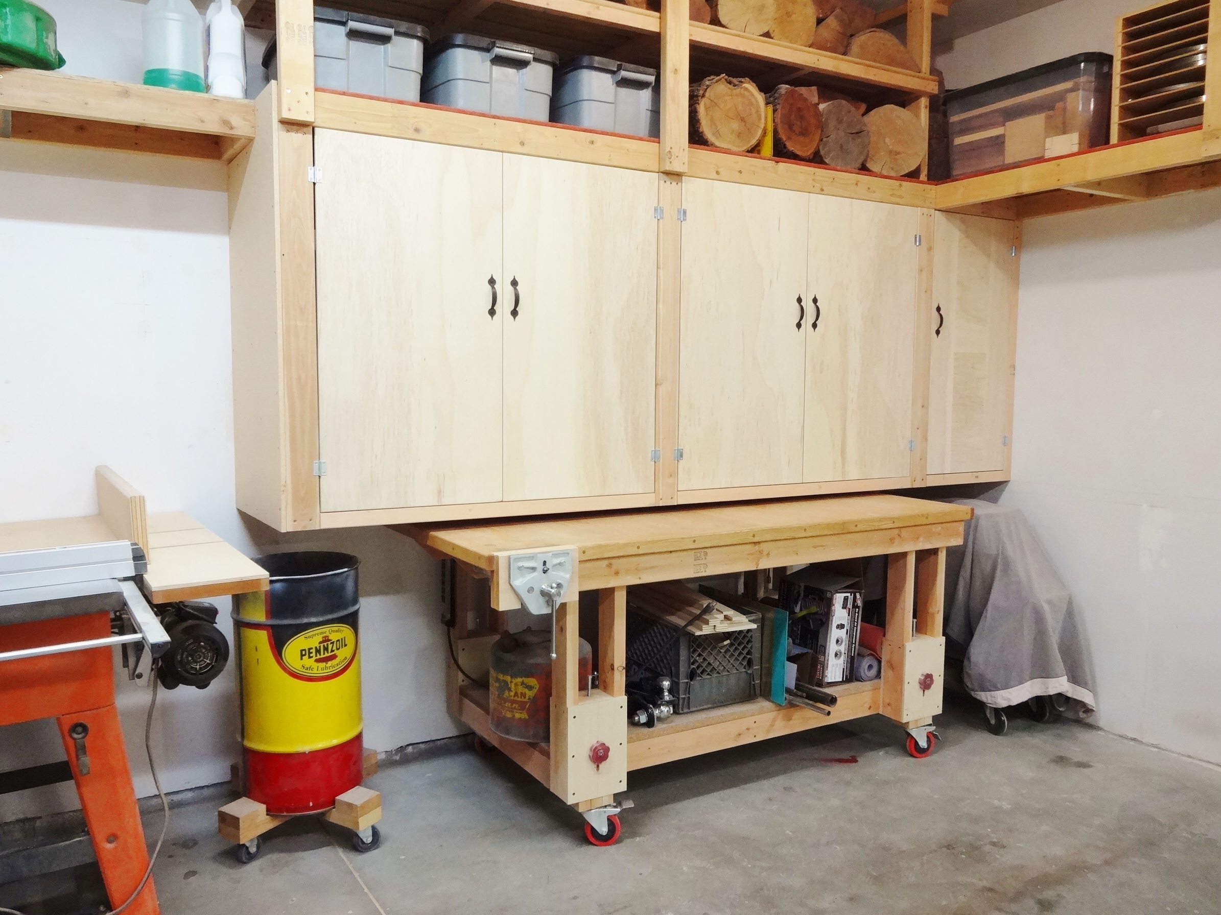 workshop cabinet shelves (1).JPG