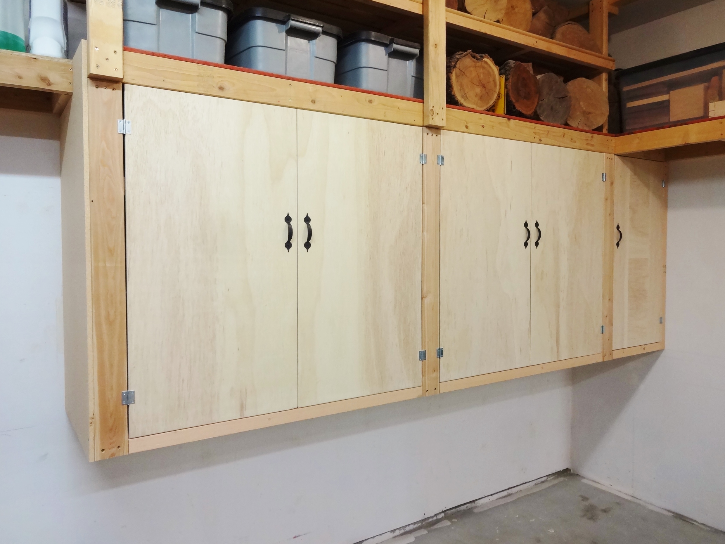 workshop cabinet shelves (17).JPG