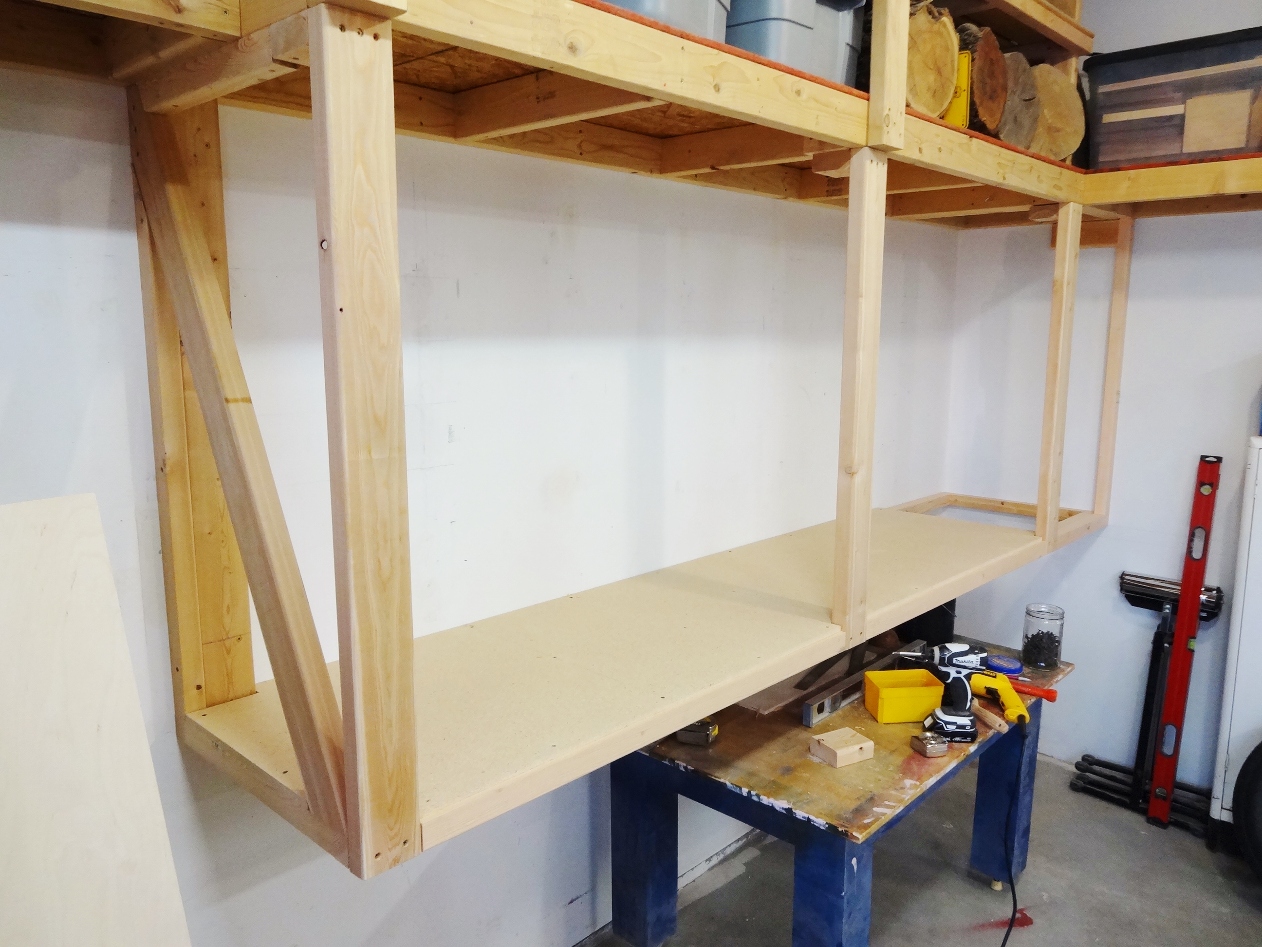 workshop cabinet shelves (6).JPG