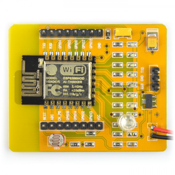 yellow-board-esp8266-modul-wifi-esp-12e-koszyk-na-baterie.jpg