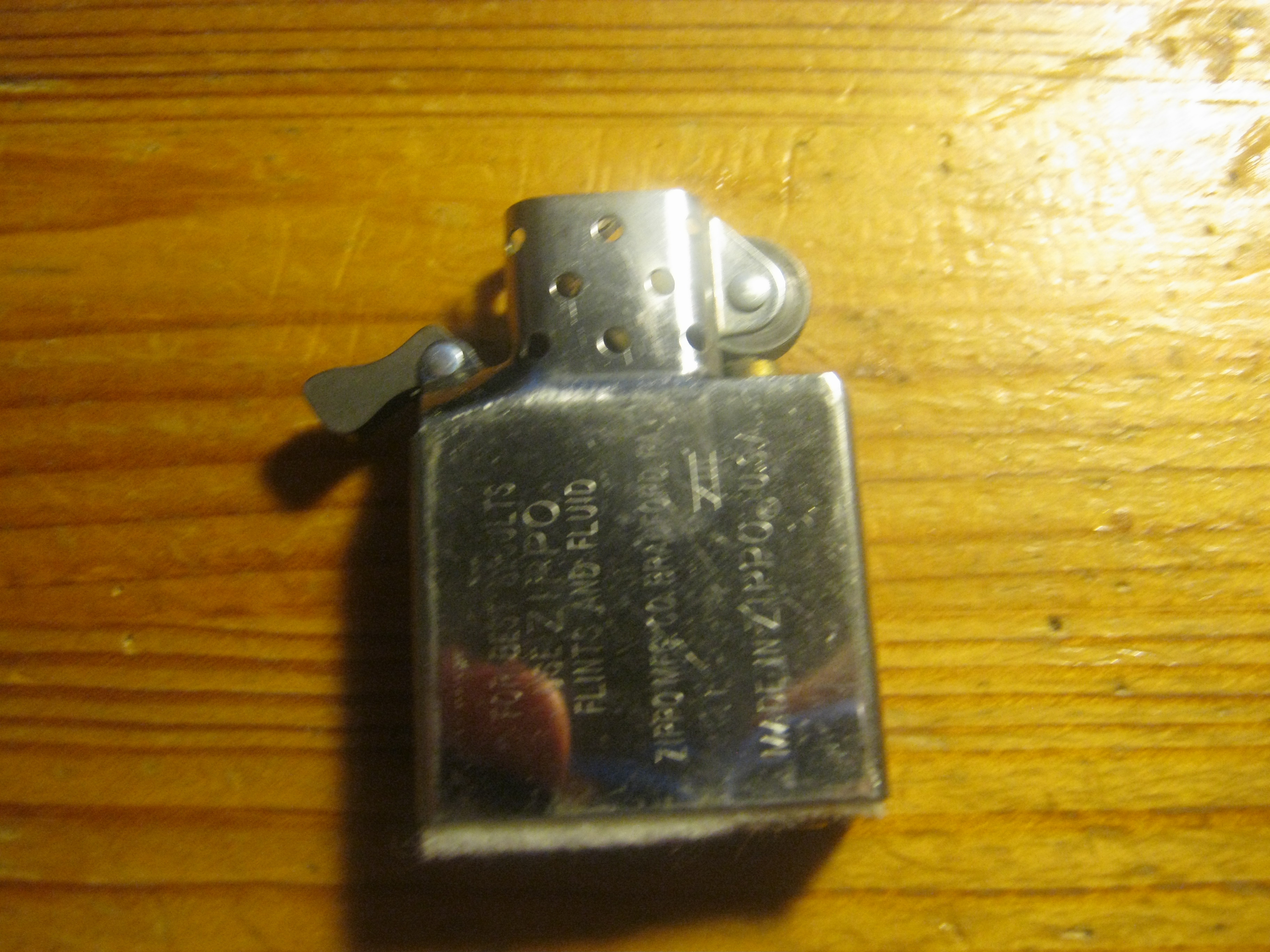 zippo 006.jpg