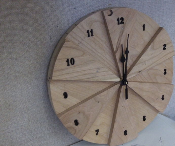 Led Clock with key hanger