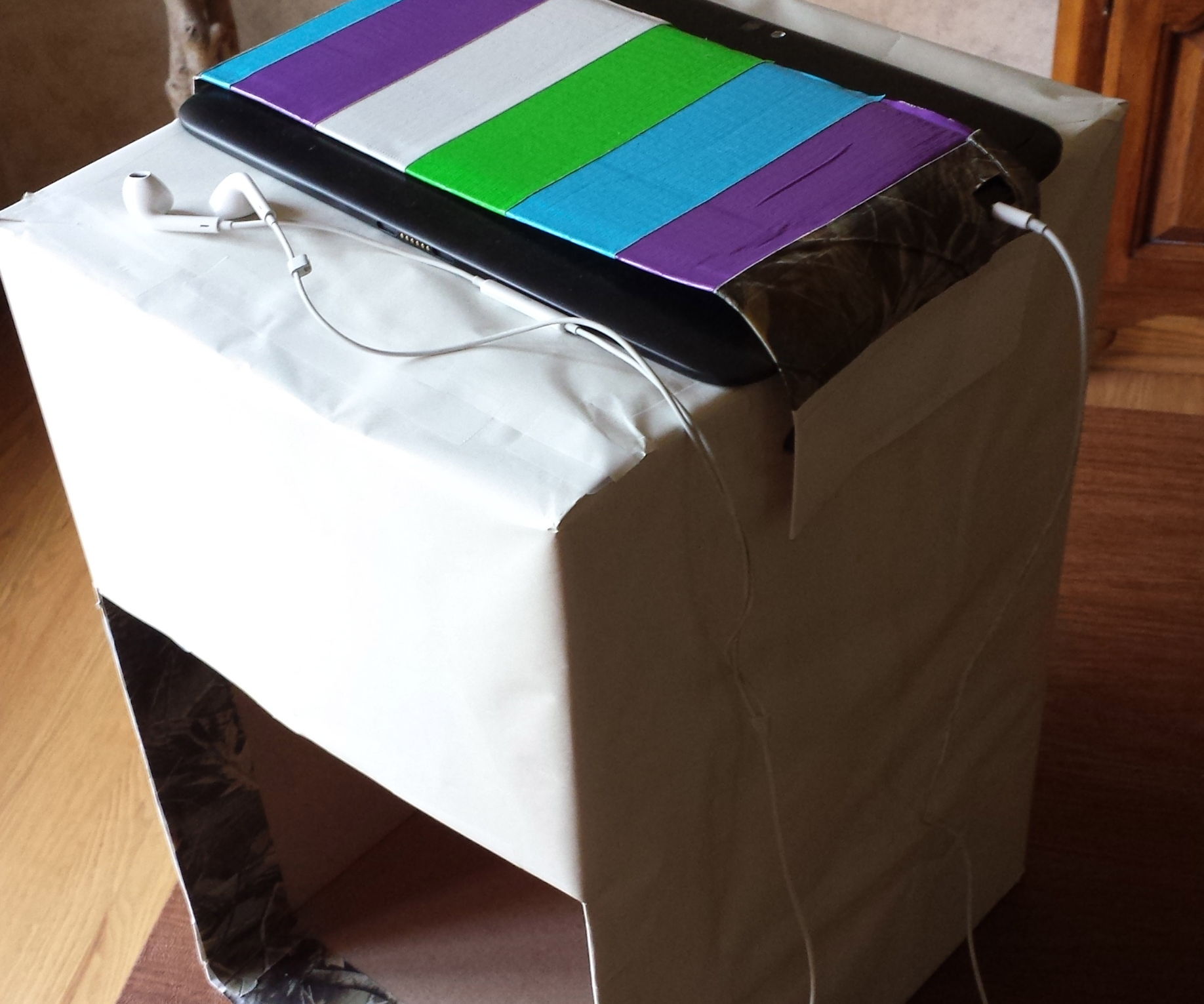 DIY Tablet Theater