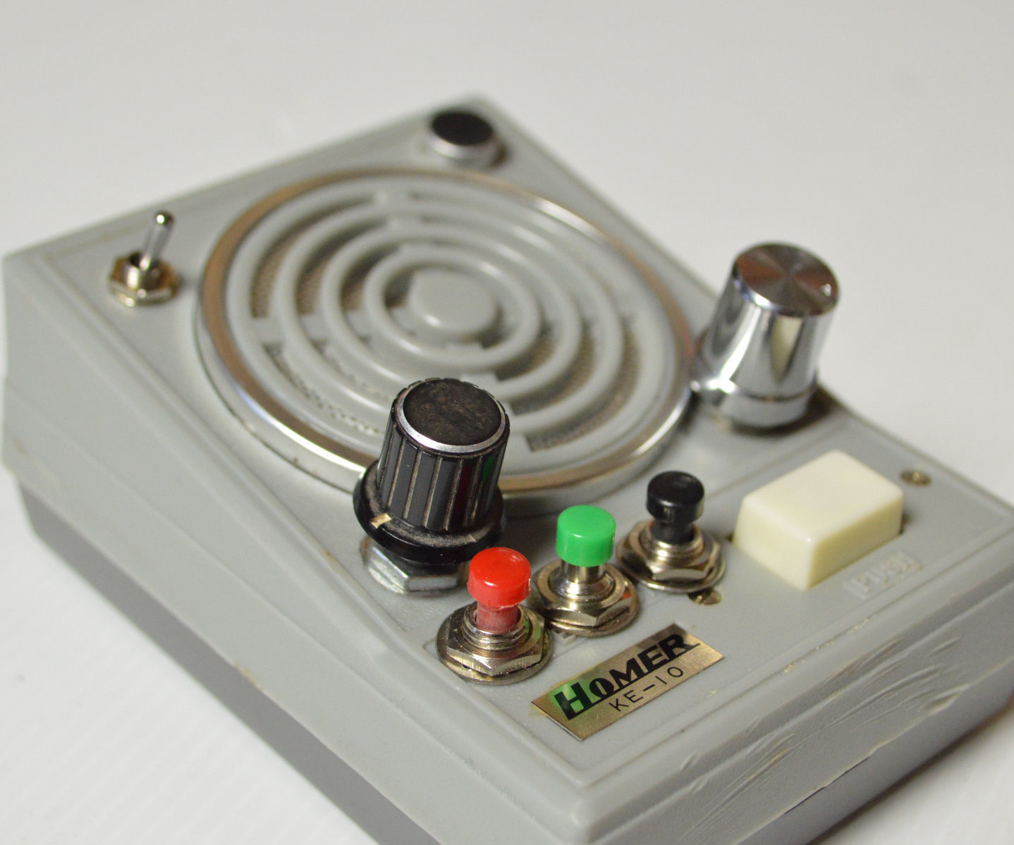 Sound Bending Machine - Intro to Circuit Bending