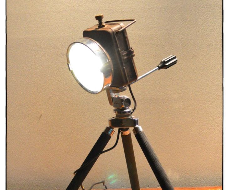 Vintage Flash Light Lamp