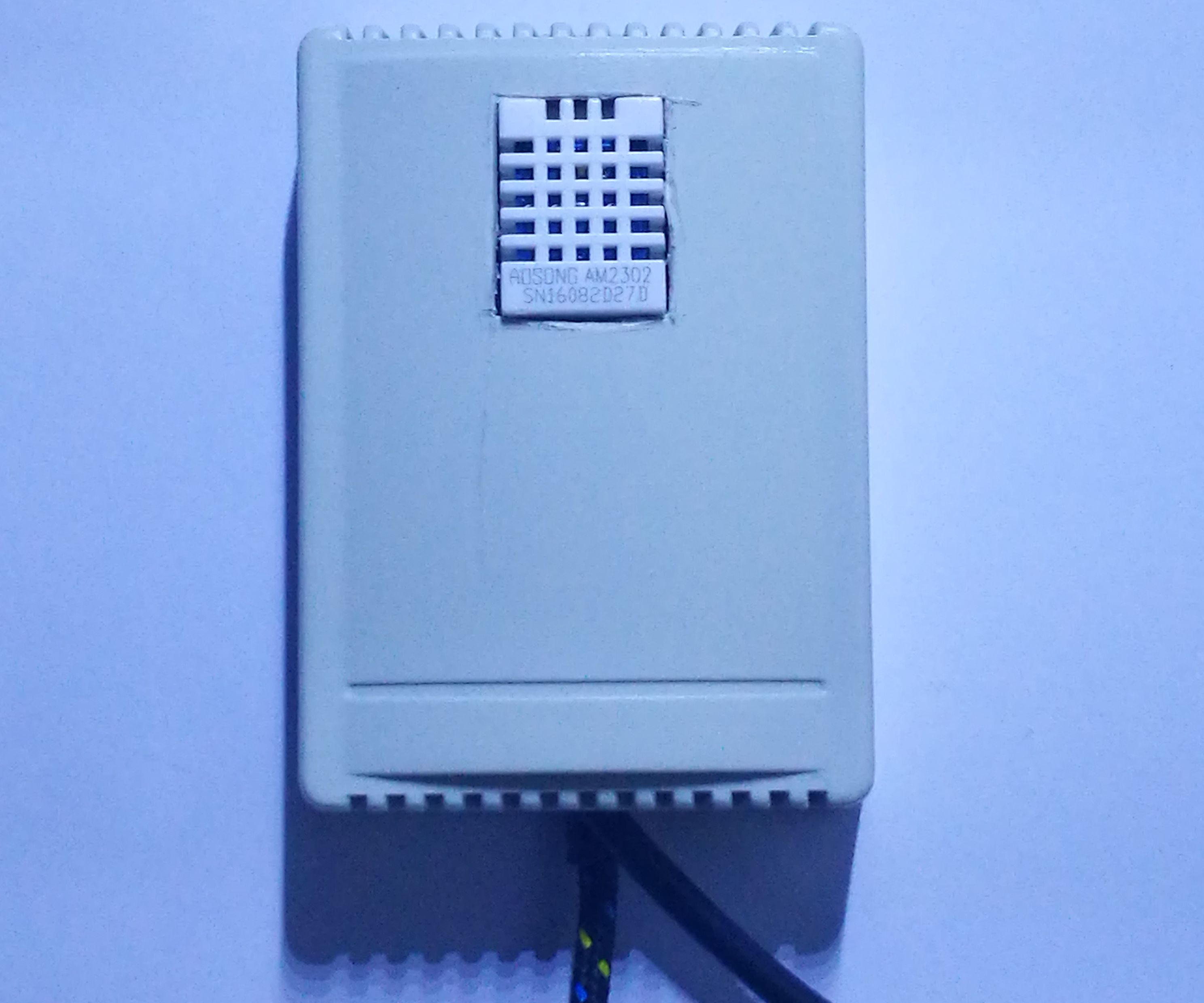 ESP8266 Based Temperature Sensor Connected to Home Assistant and MQTT