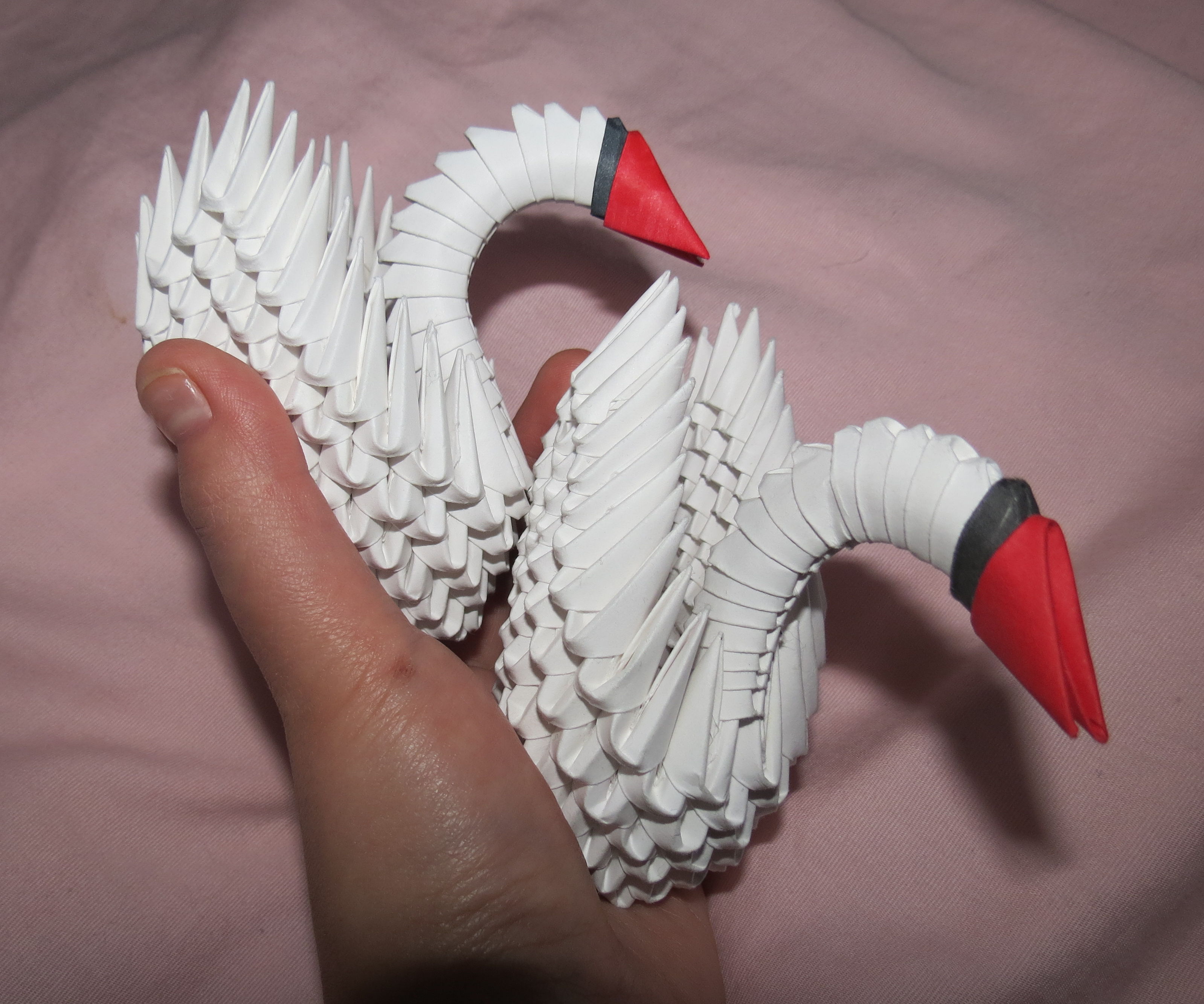 Modular Origami | Mini Winged Swan | 181 Pieces