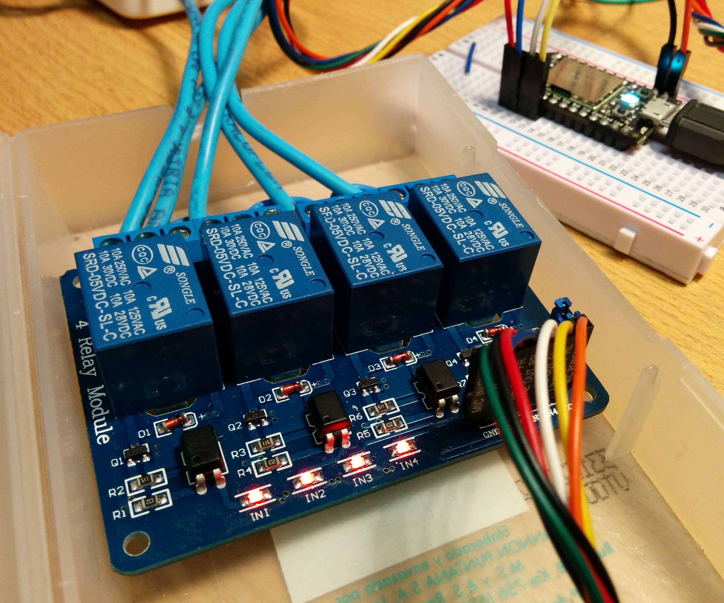 Relé controlado con Spark Core + panel de control web
