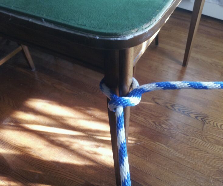 Half Hitch Knot