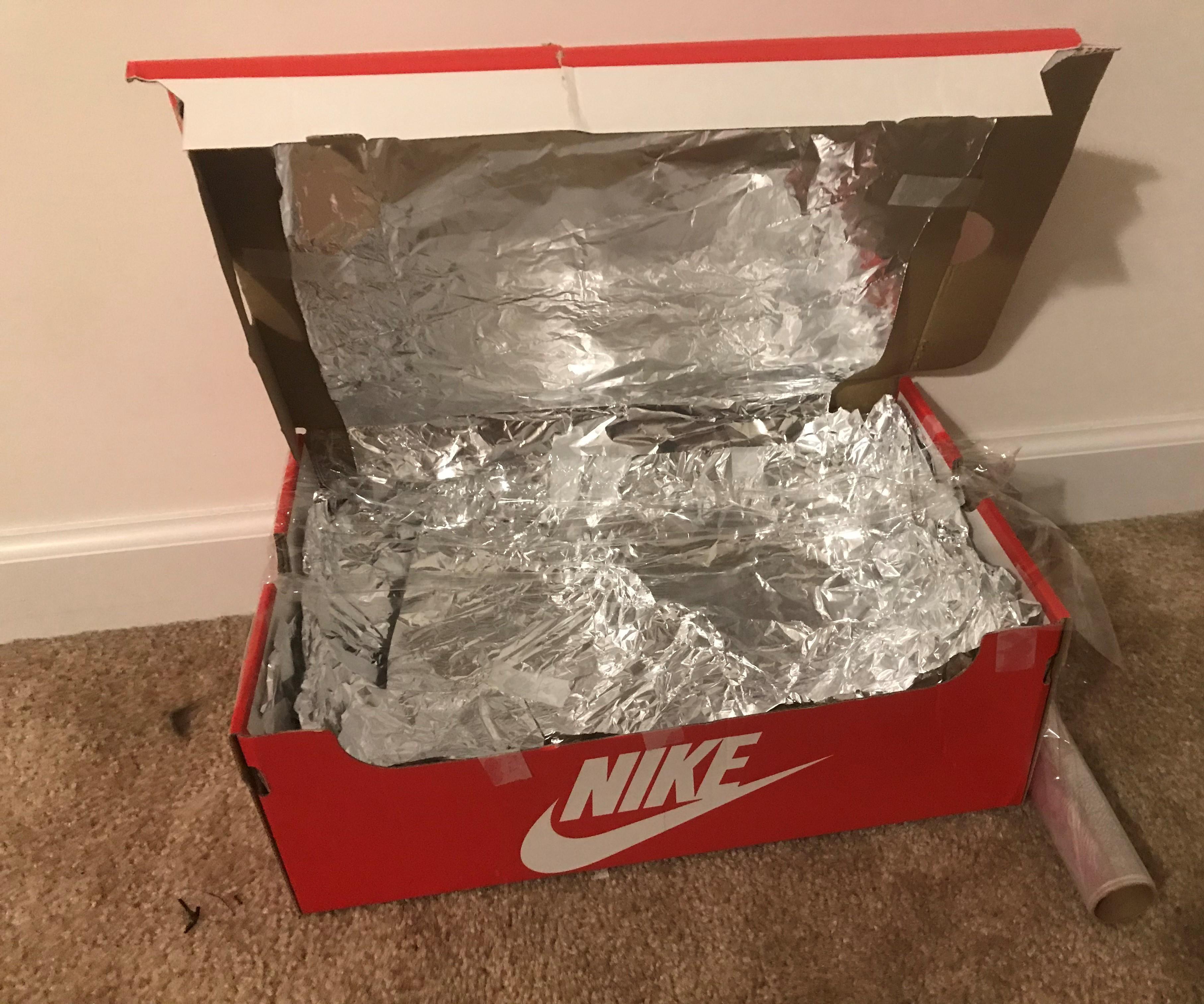 Solar Cooker Using Tinfoil and Shoebox!
