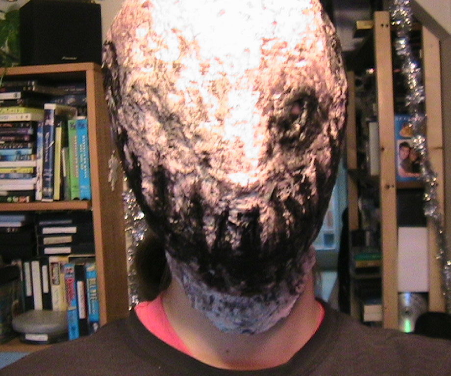 How to Make a Creepy Latex Mask, Featureless Face Haloween Mask.