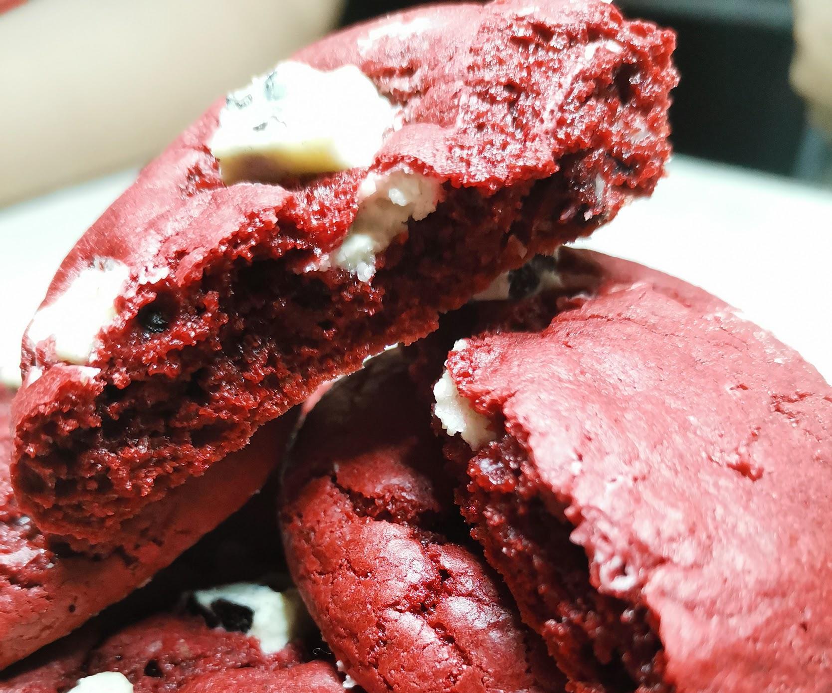 Easiest Red Velvet Cookie Recipe