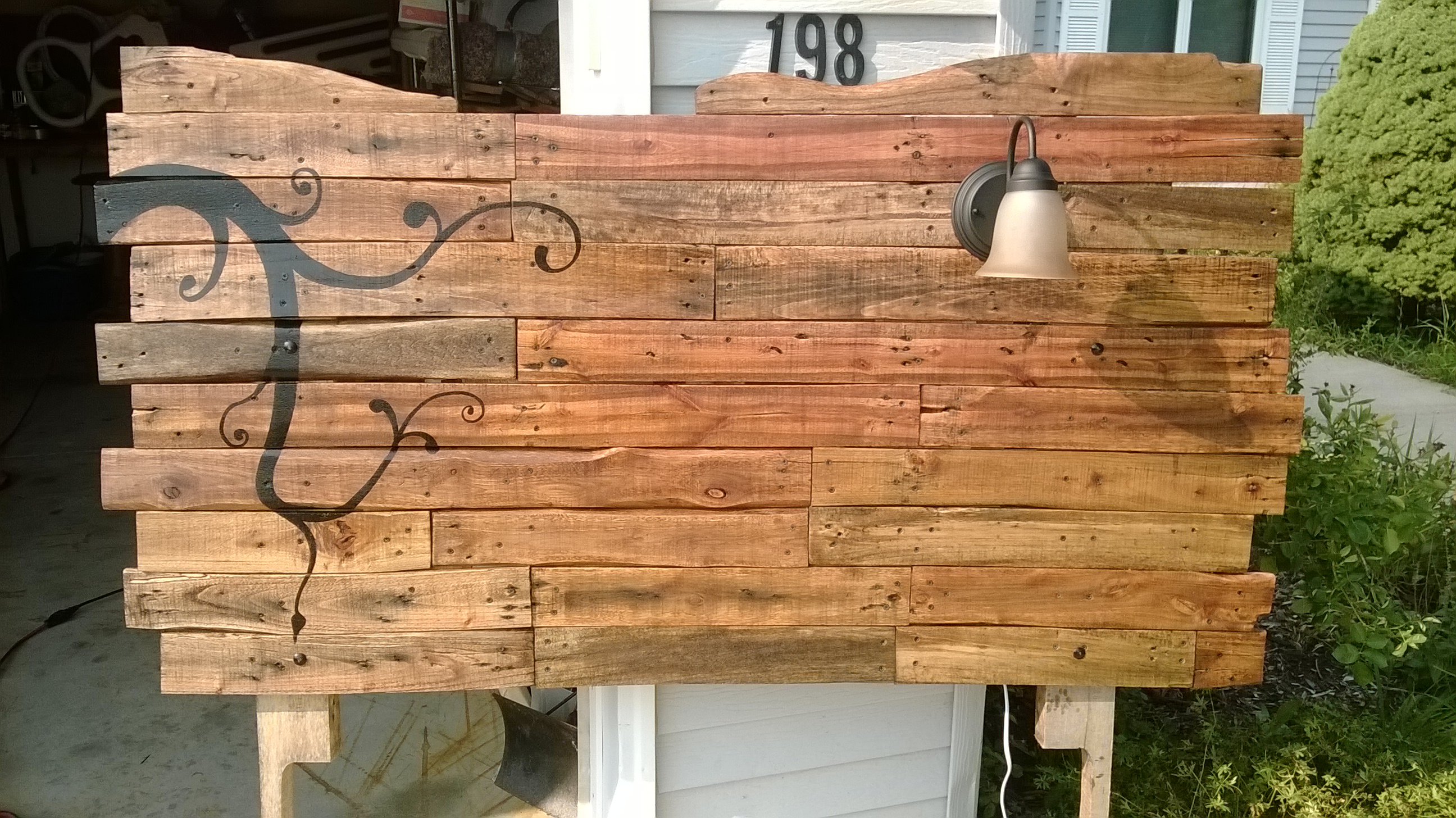 Headboard From Wooden Pallets