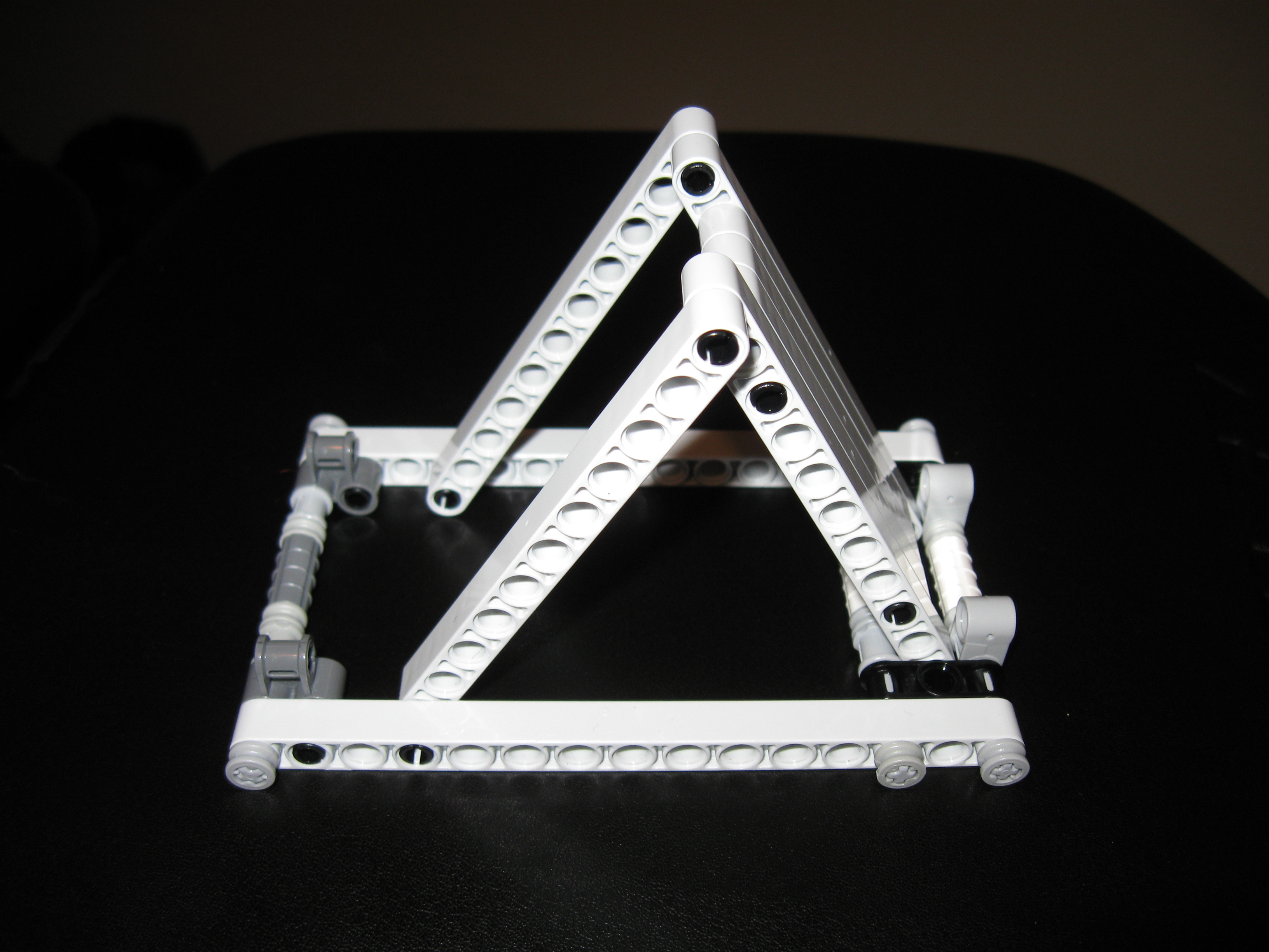 Portable LEGO iPad Stand