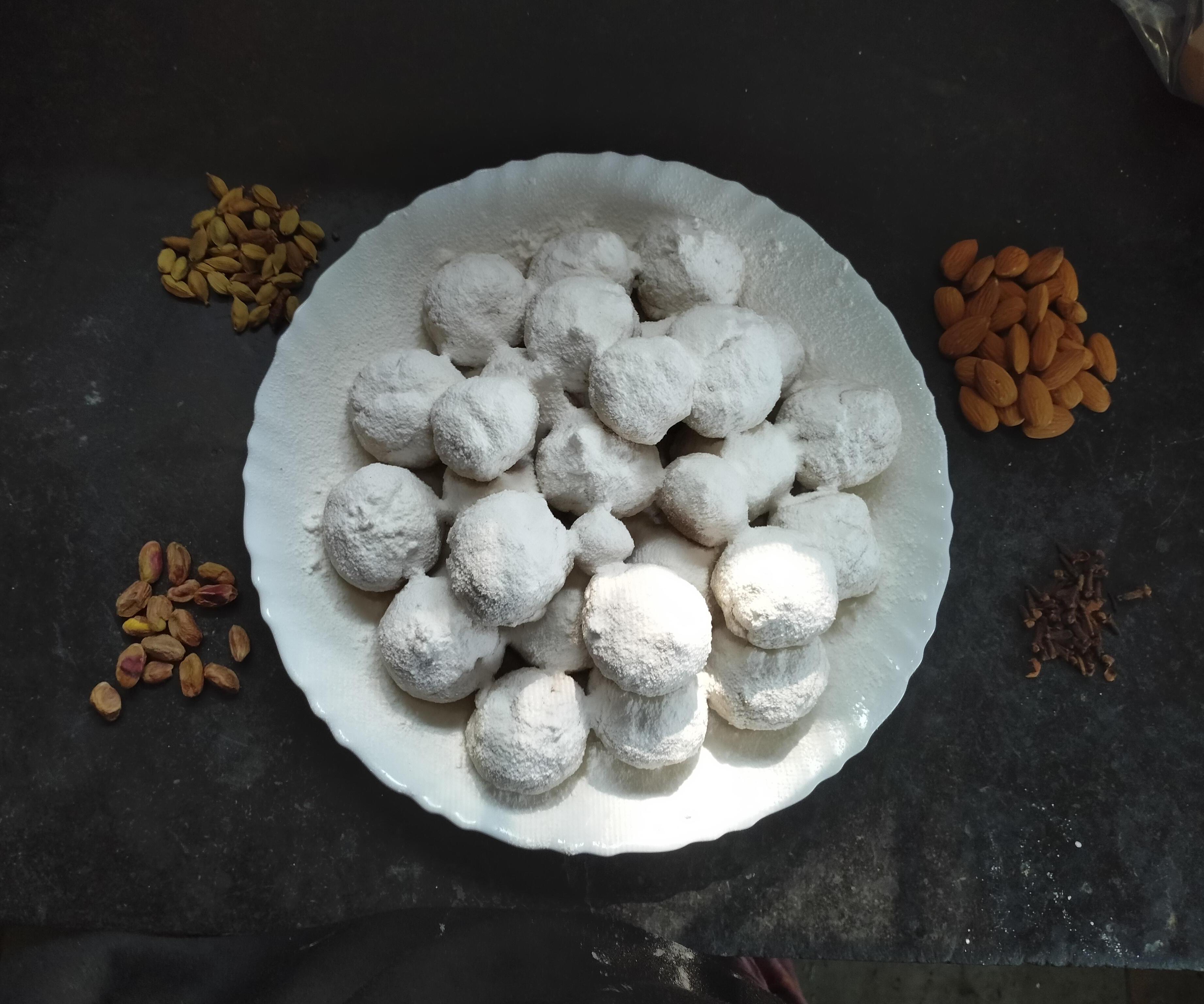 KAHK,  KAHK-AL-EID