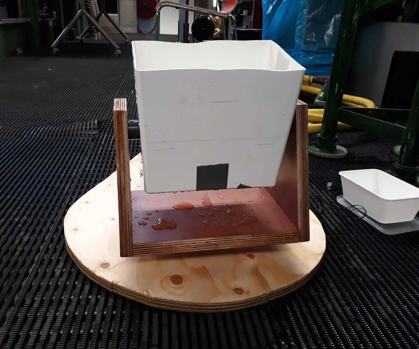 Tipping Bucket