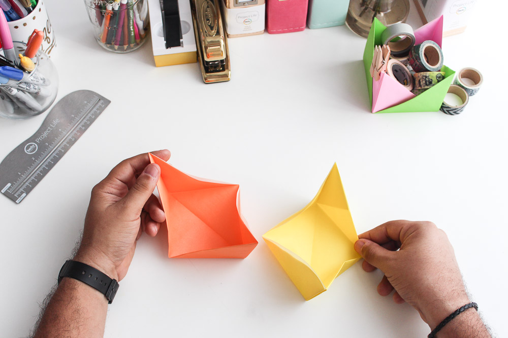 origami-canasta-portalapices-tutorial-diy-como-hacerlo-papel-facil-sencillo-pichon-santo-domingo-clases-25.jpg