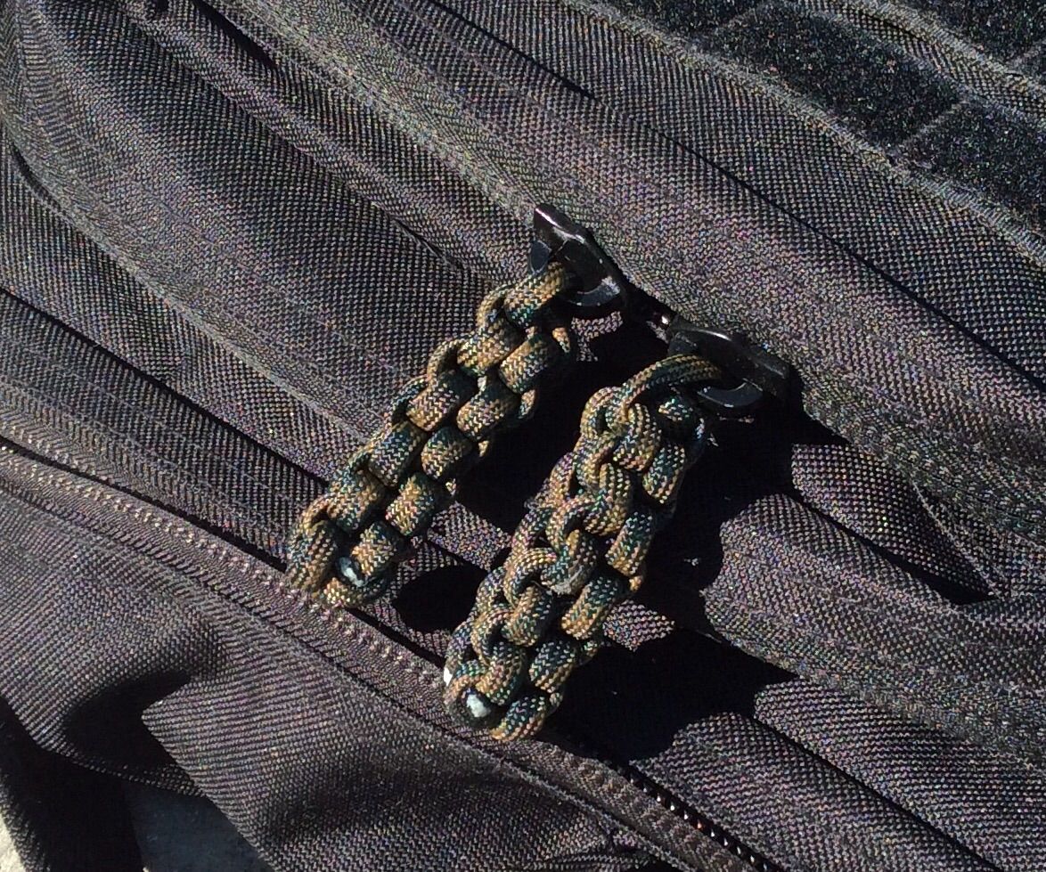 Paracord Zipper Pull: Box Knot