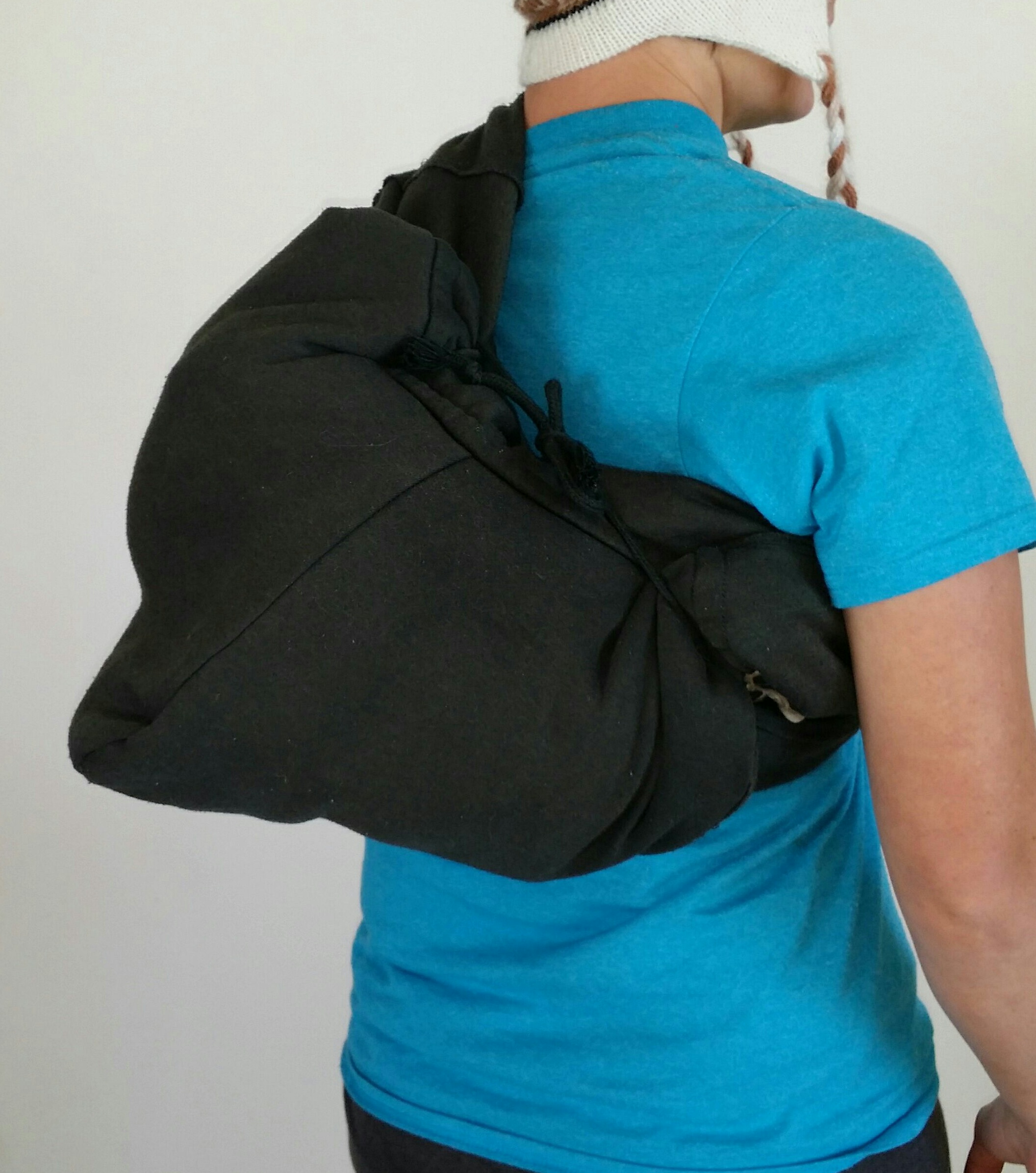 Instant Bag From Hooded Sweater 