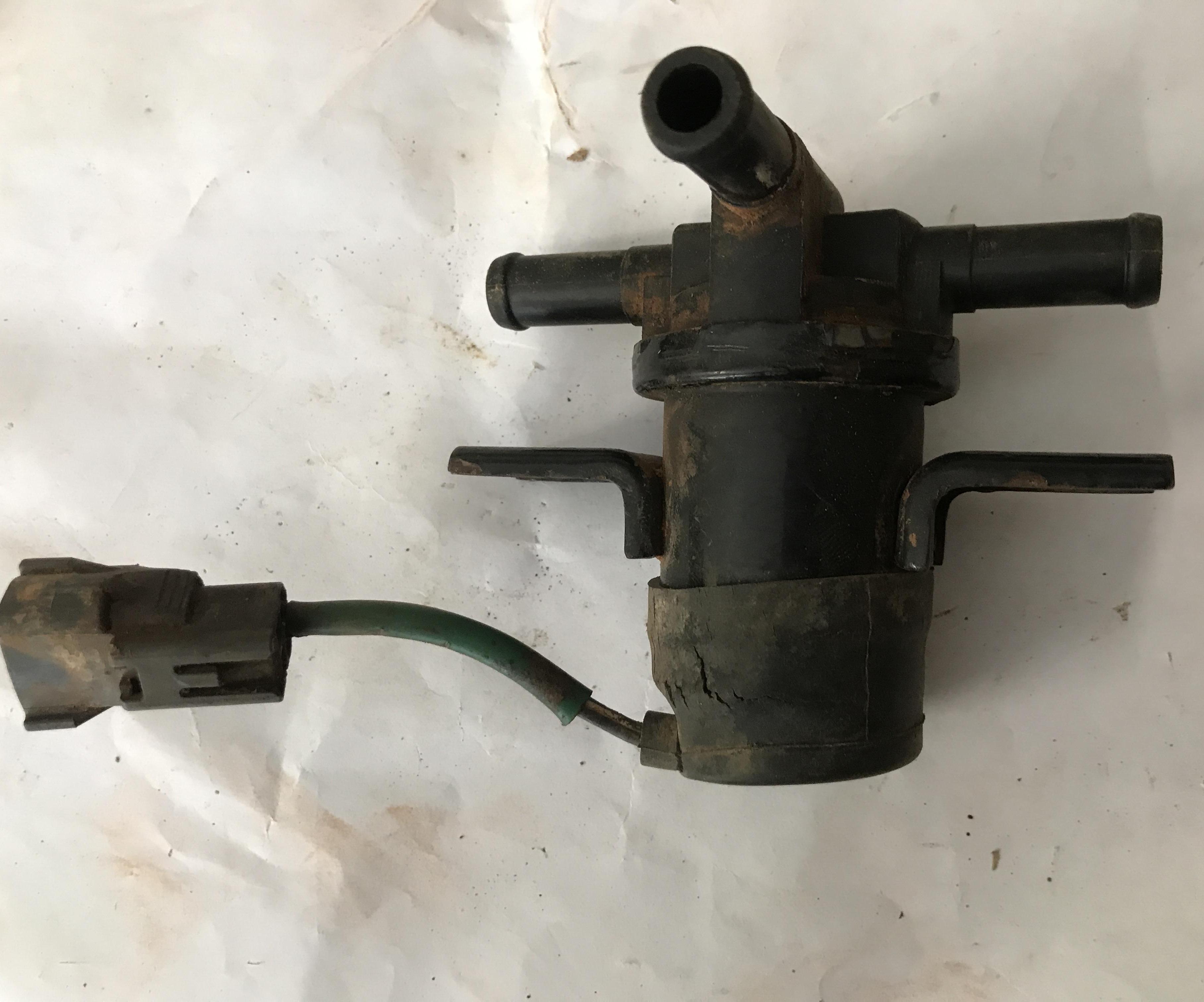 Repairing Landcruiser Tank Changeover Solenoid 