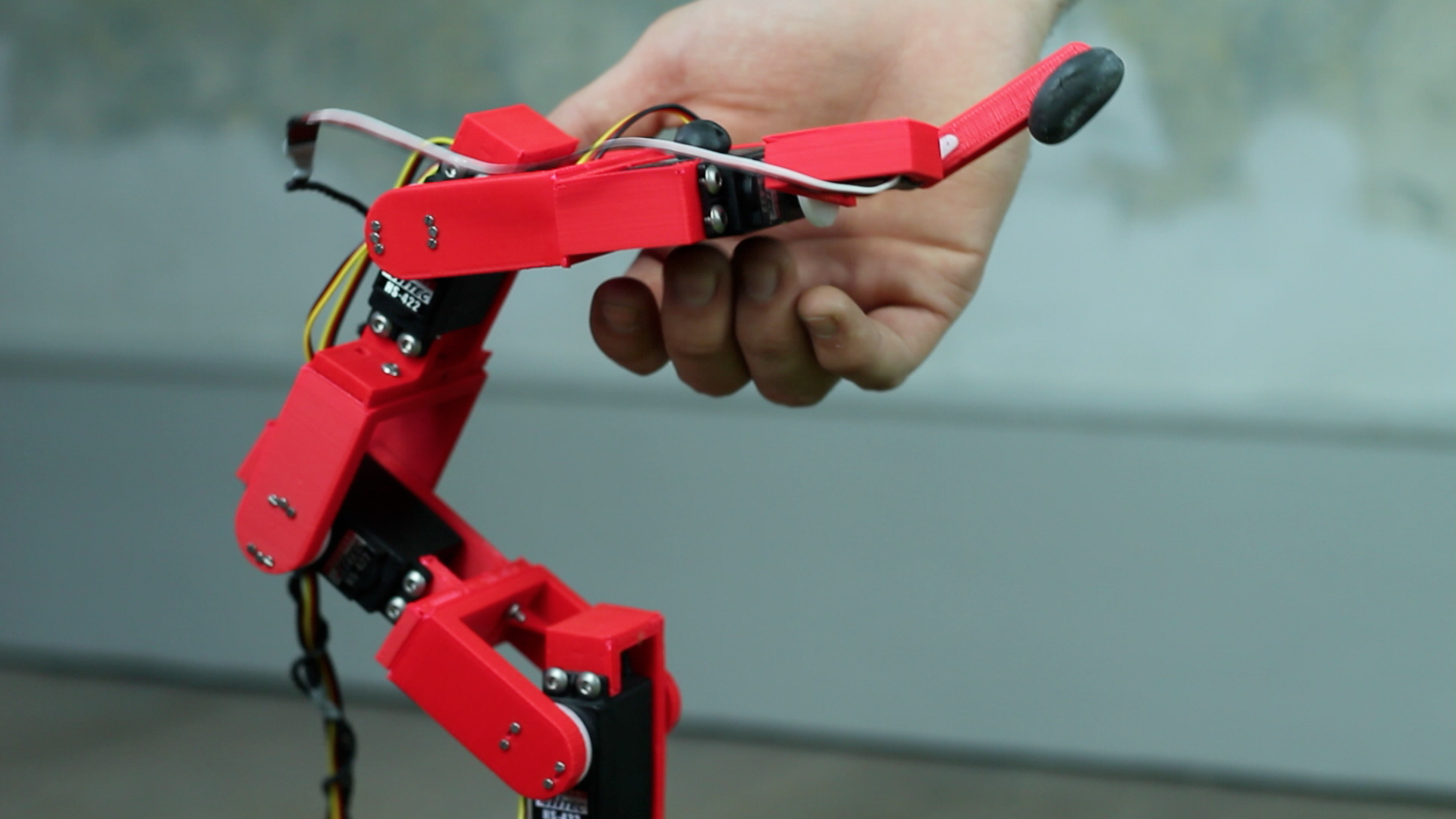 How to Build Your Own Sugru Robot, Fixbot