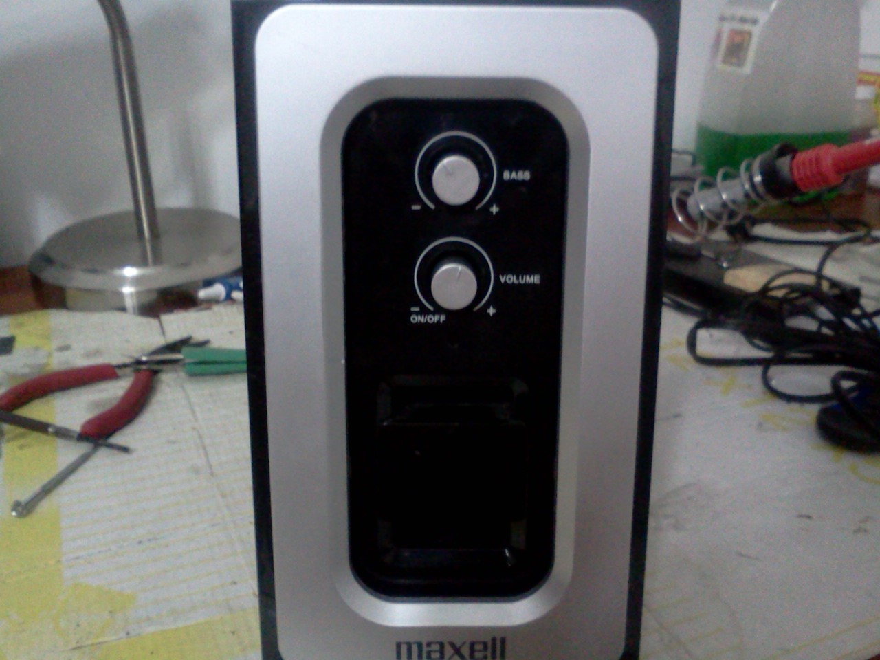 How to Fix a Speaker with a Broken Knob