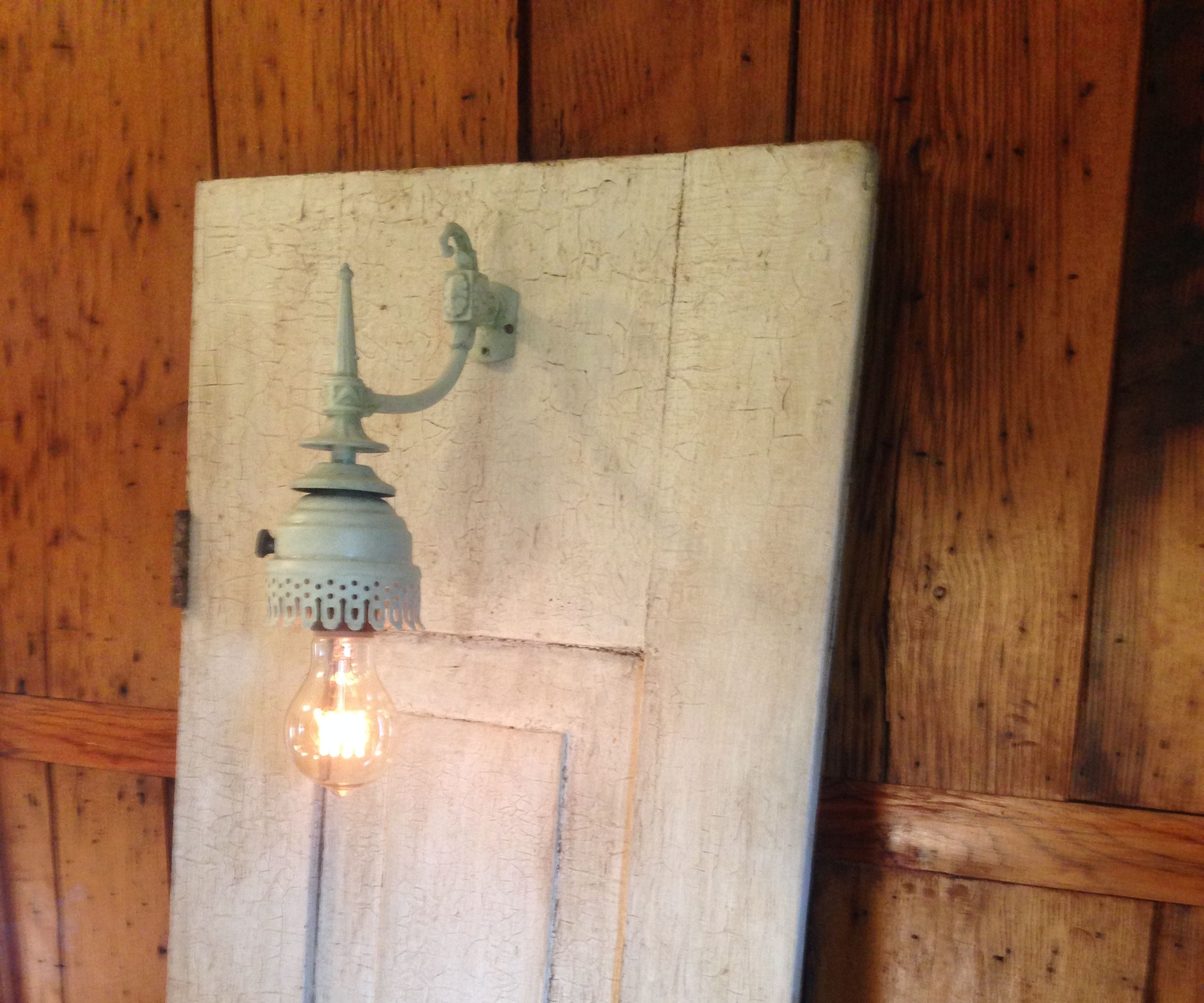 Leaning Door Lamp