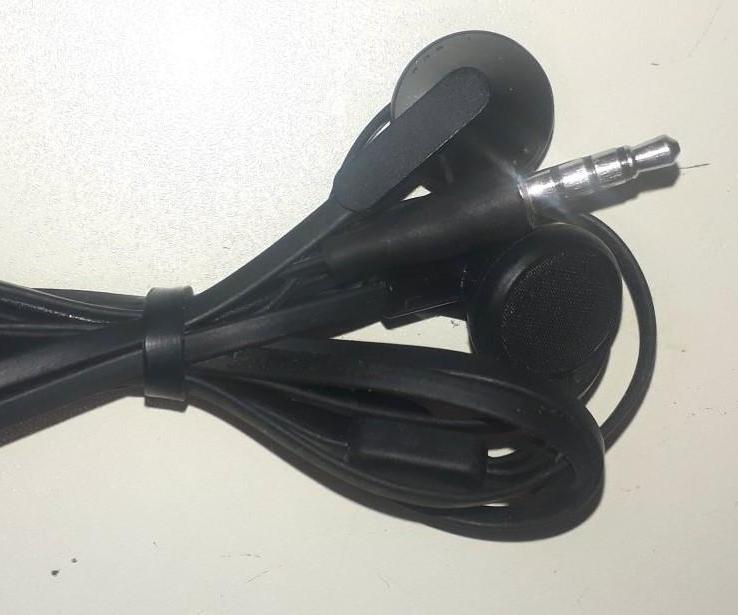 Repair Mobile Earphone Cable Cutting إصلاح قطع سلك سماعة جوال