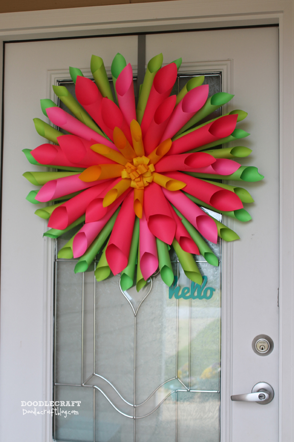 Rolled Astrobrights paper dahlia flower wreath easy hot glue crafts craft project spring colorize (17).JPG