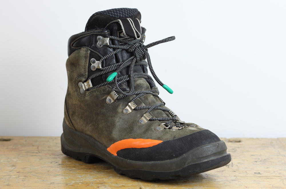 How to Repair Your Boots Using Sugru