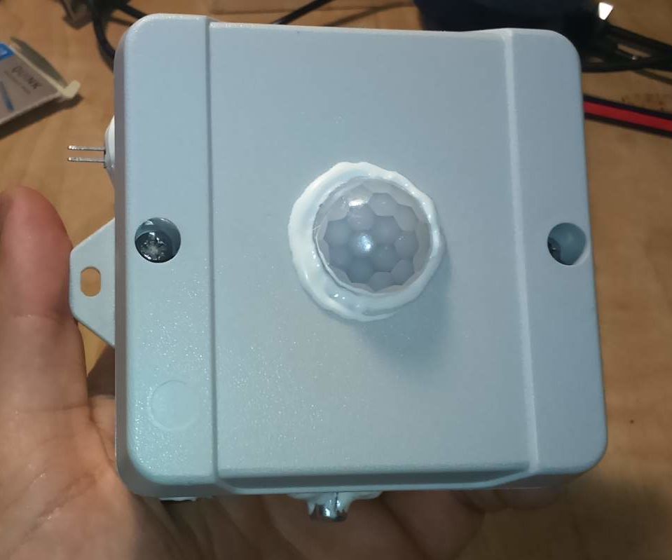 PIR sensor for DSLR photo camera